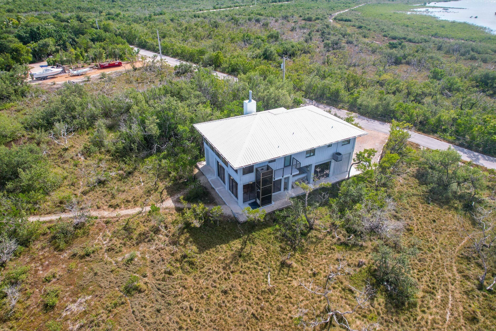 3127 Stewart Road photo 4