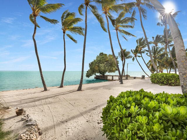 75131 Overseas Highway photo 16