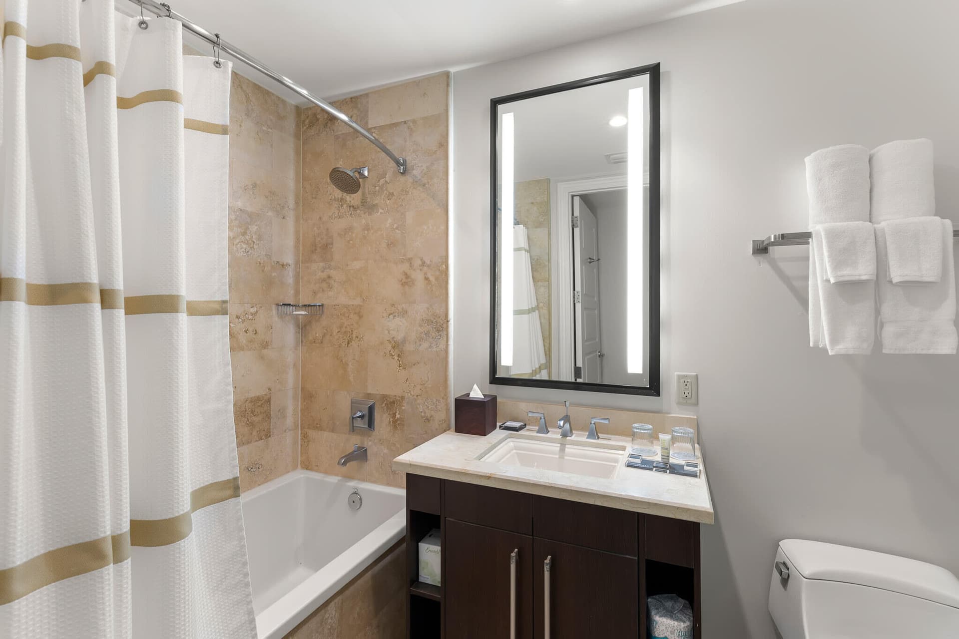 3841 N Roosevelt Boulevard 222 photo 15