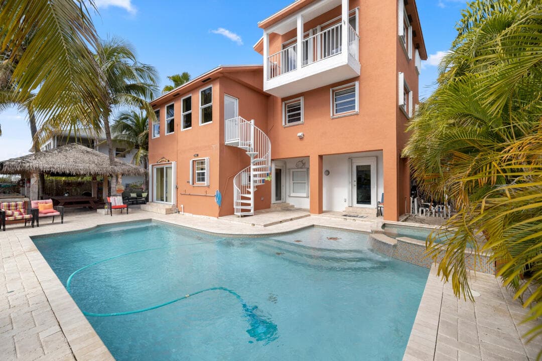 23 S Exuma Road photo 2