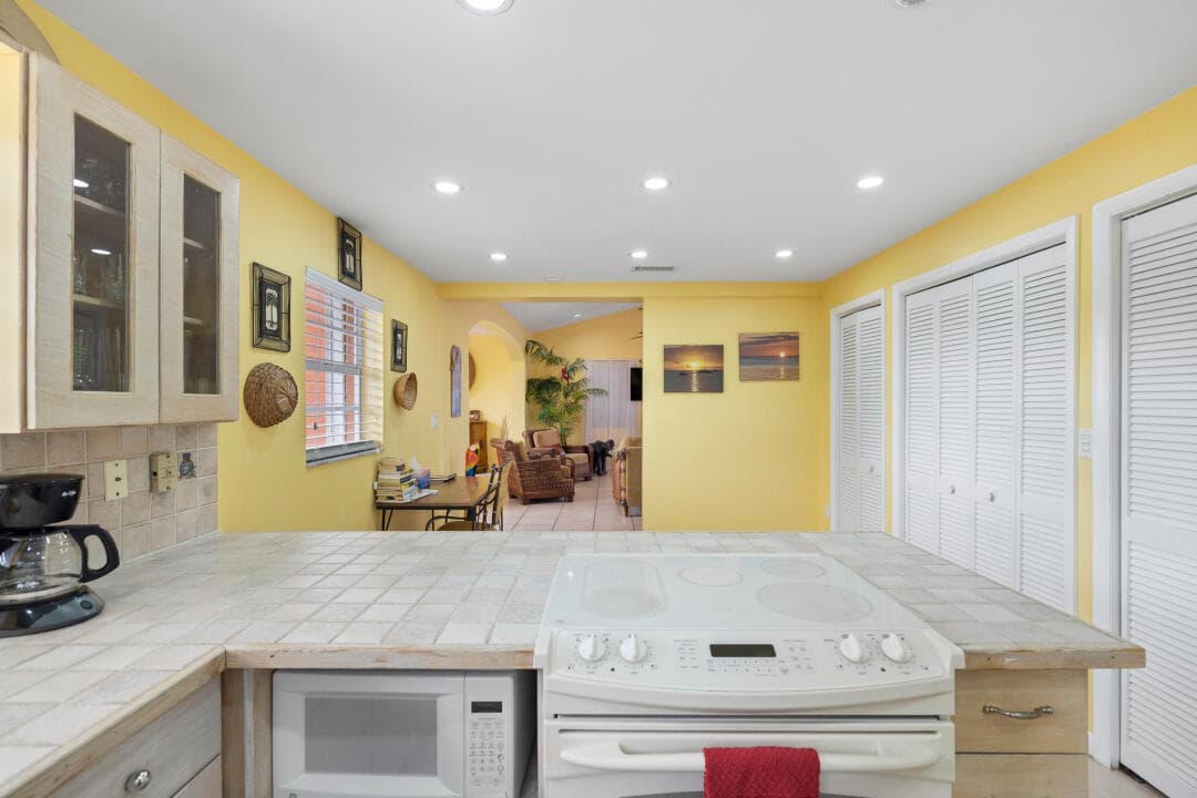 23 S Exuma Road photo 12