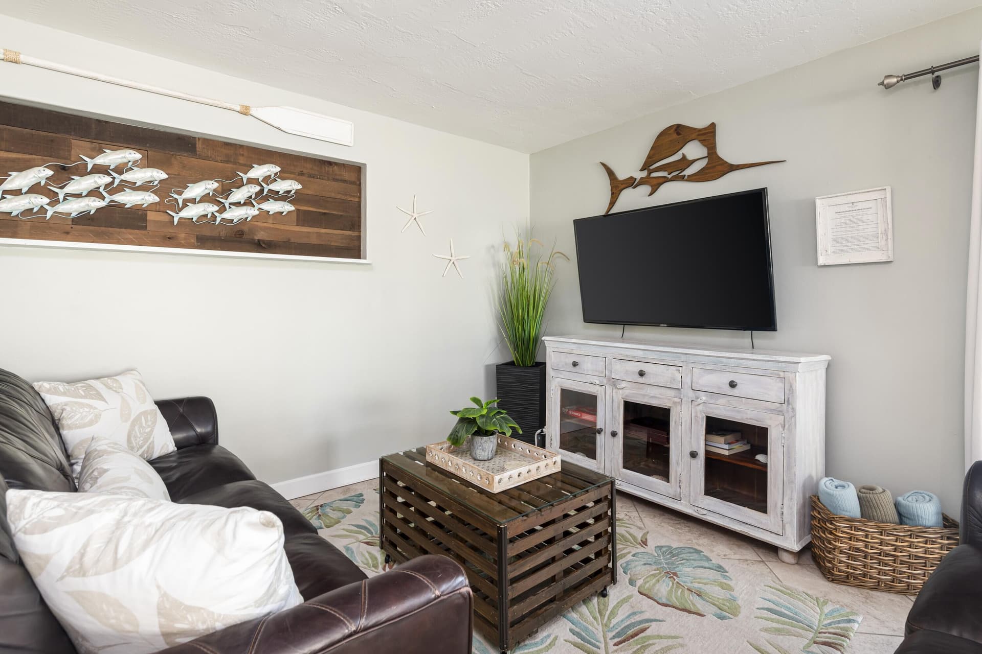 8188 Aviation Boulevard photo 25
