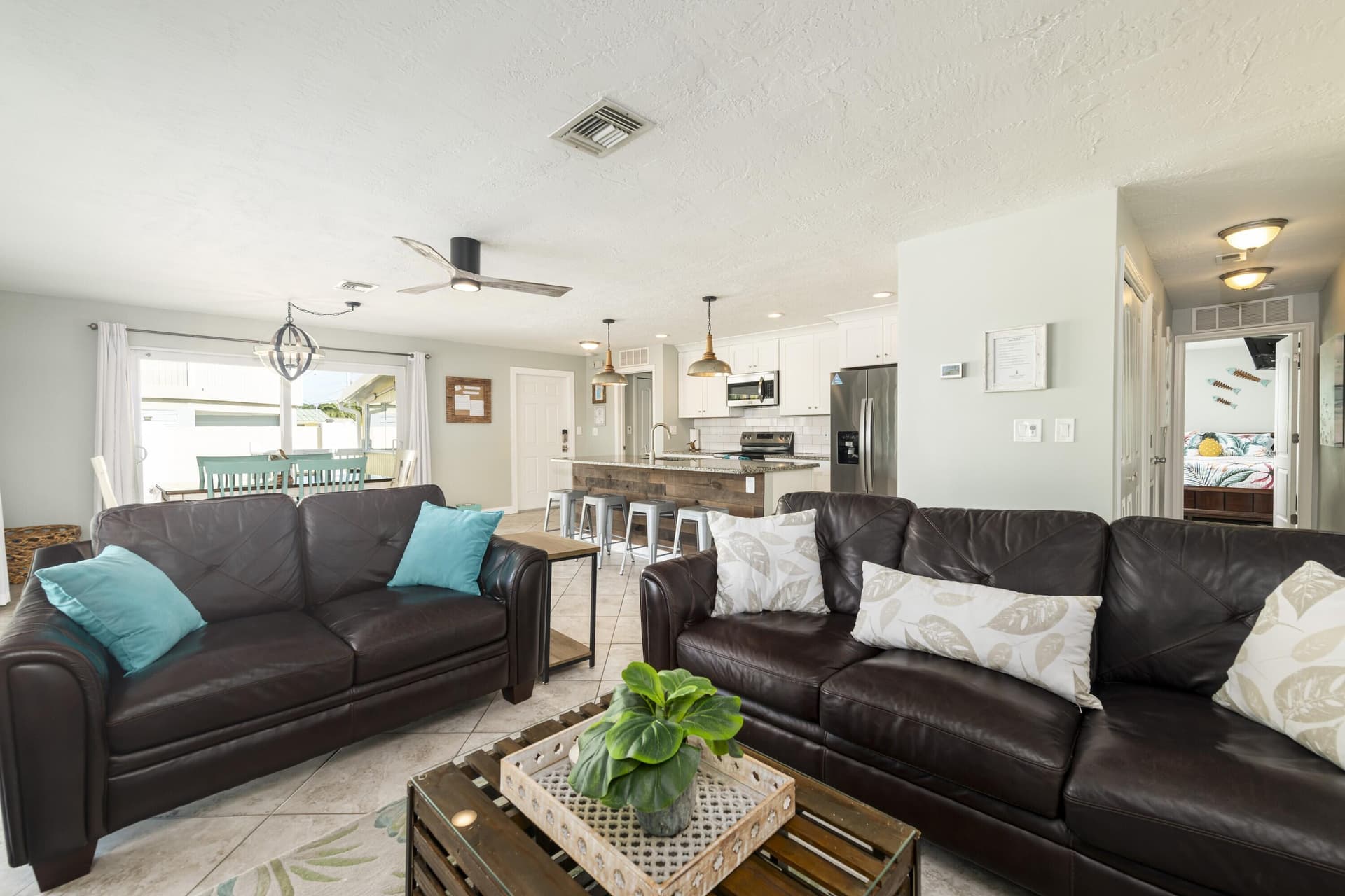 8188 Aviation Boulevard photo 24