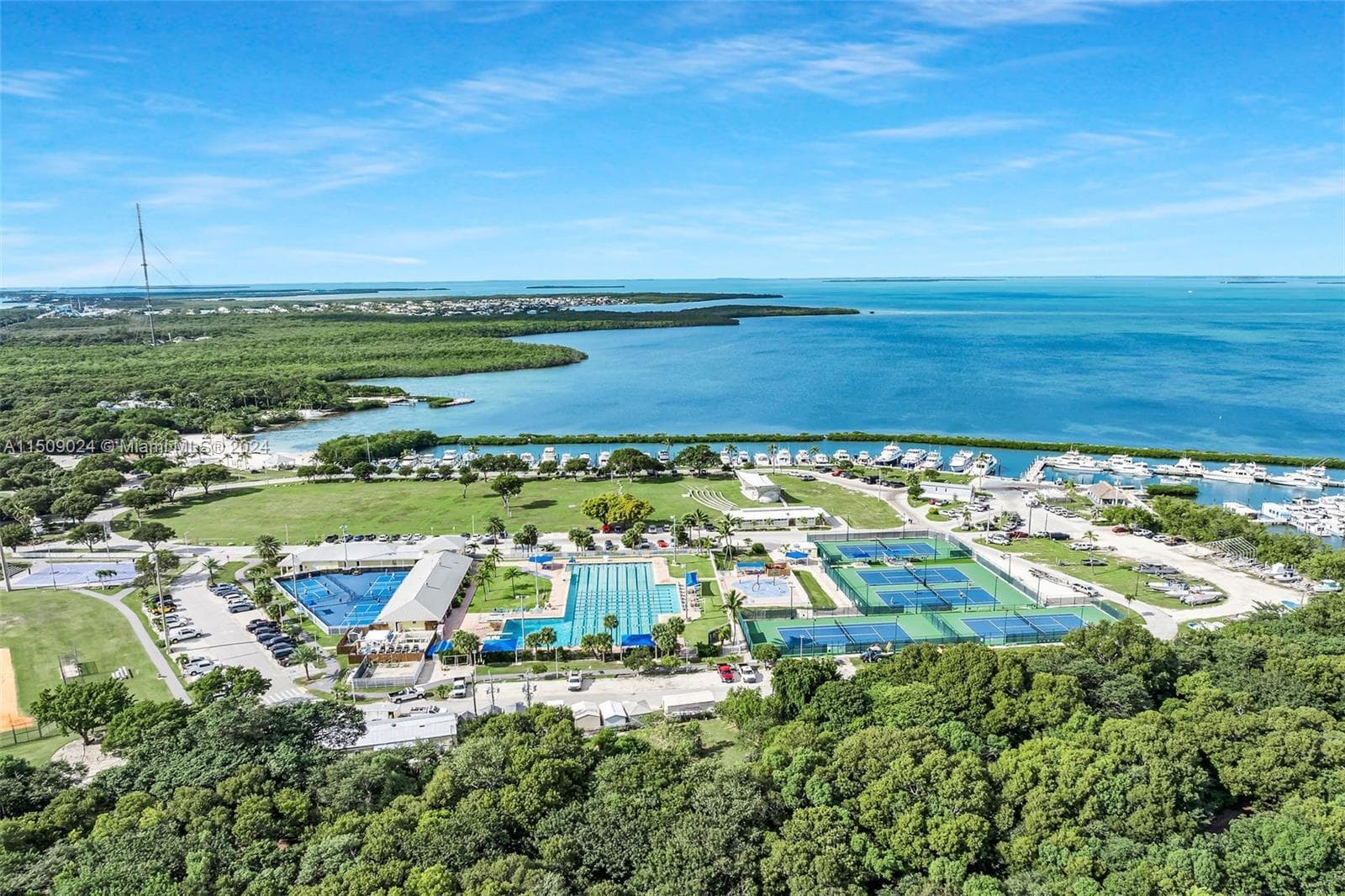 87200 Overseas Highway V9 photo 7
