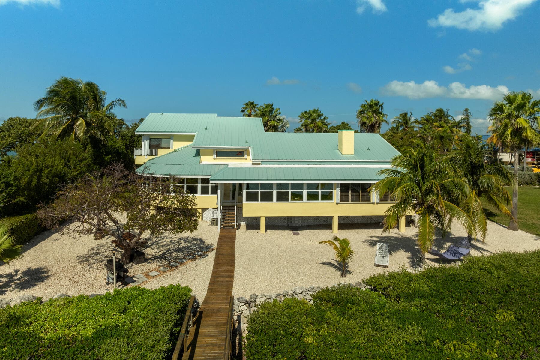 120 Pirates Cove Drive photo 2