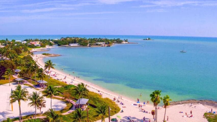 10877 Overseas Highway 7 photo 8