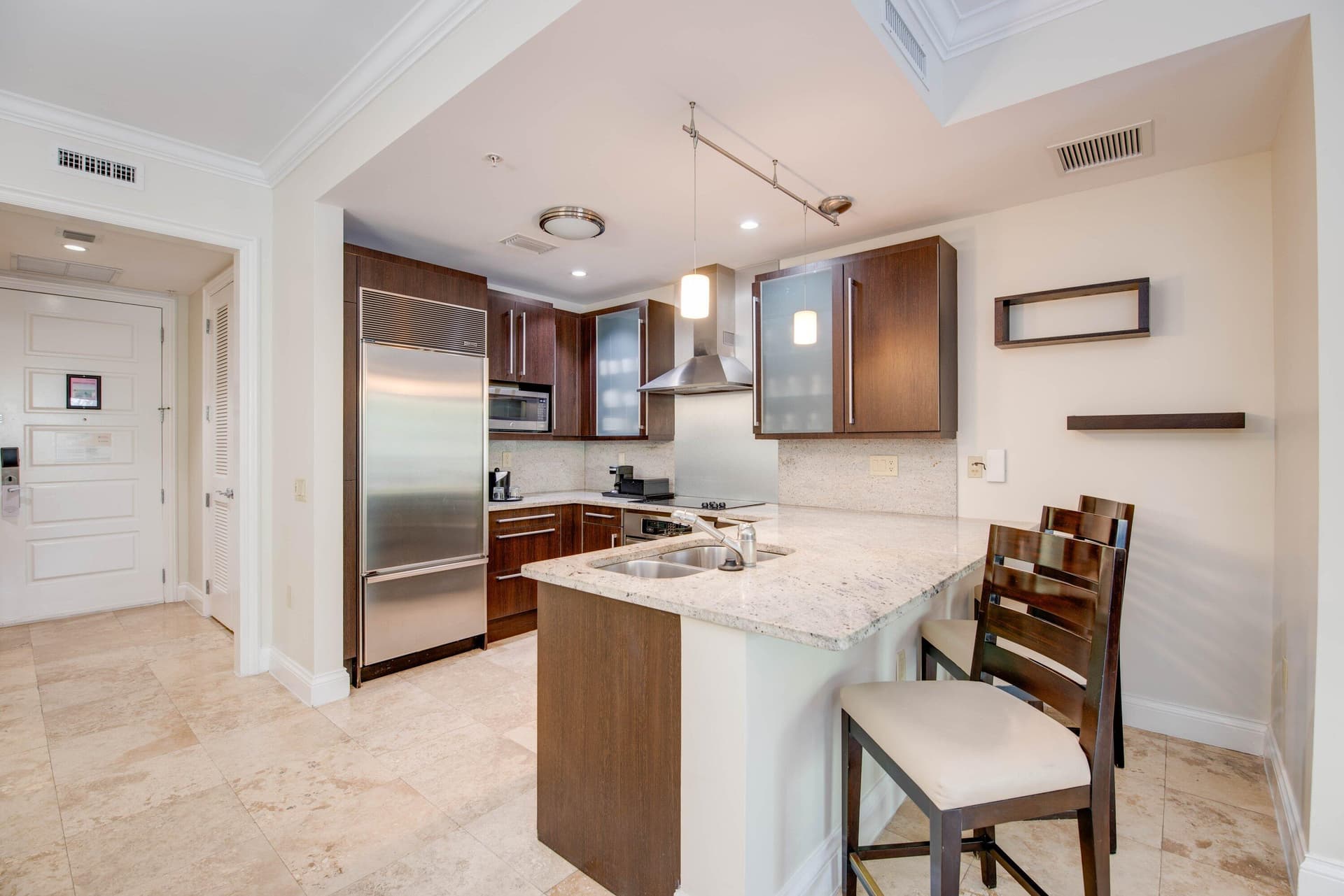 3841 N Roosevelt Boulevard 415 photo 14