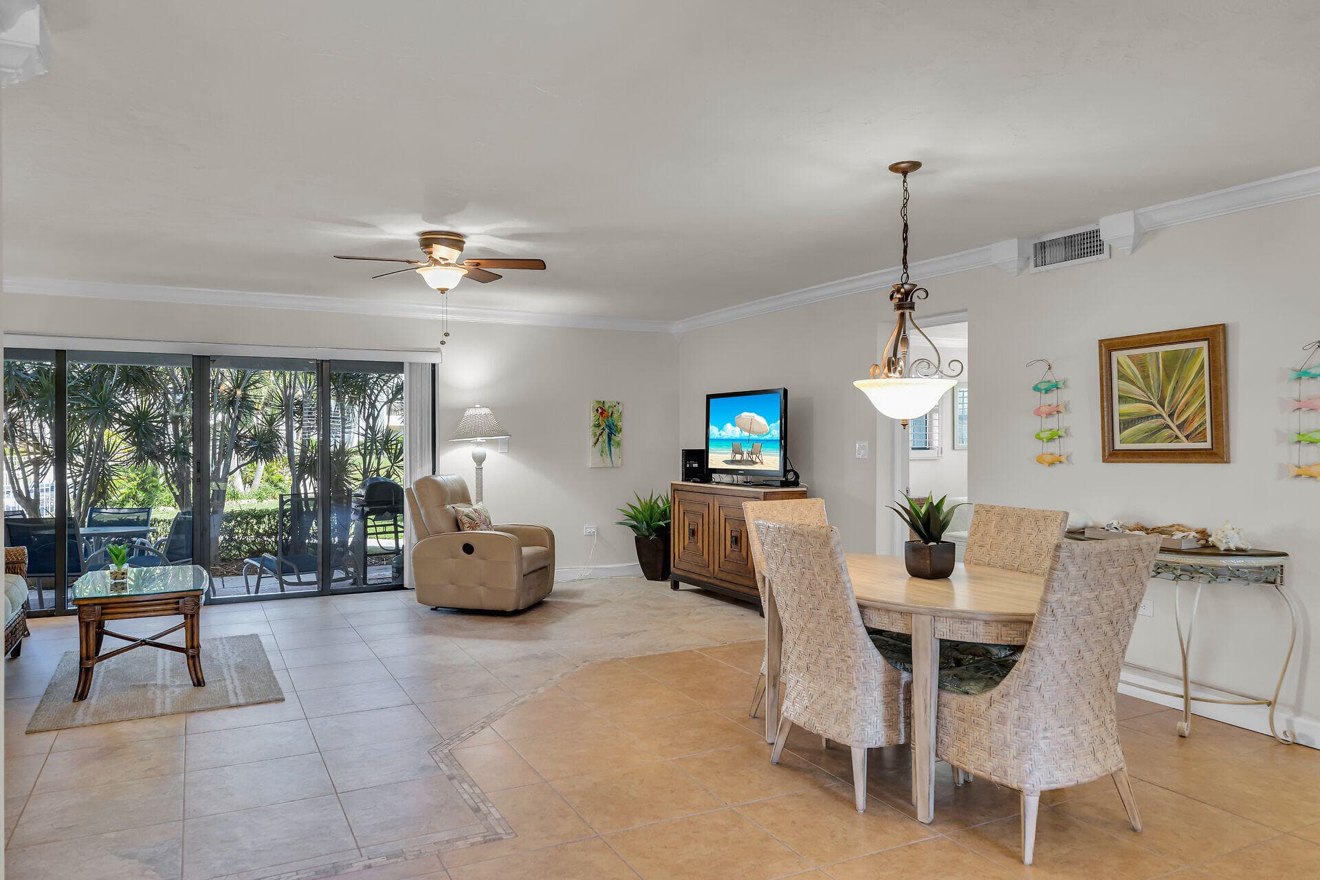 601 W Ocean Drive 203A photo 8