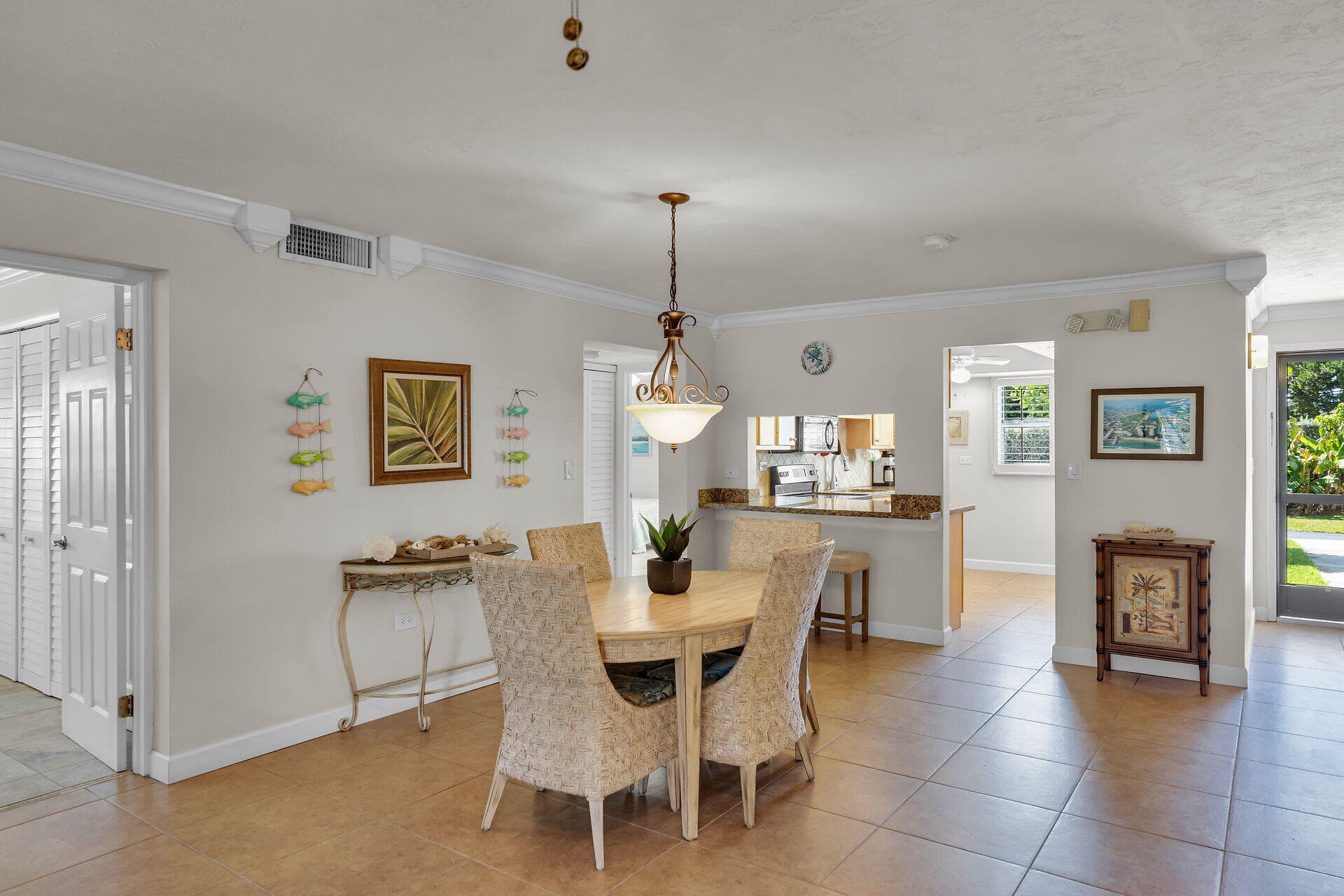 601 W Ocean Drive 203A photo 12