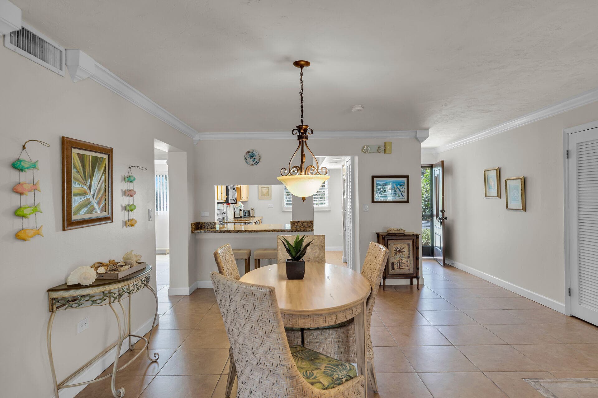 601 W Ocean Drive 203A photo 14