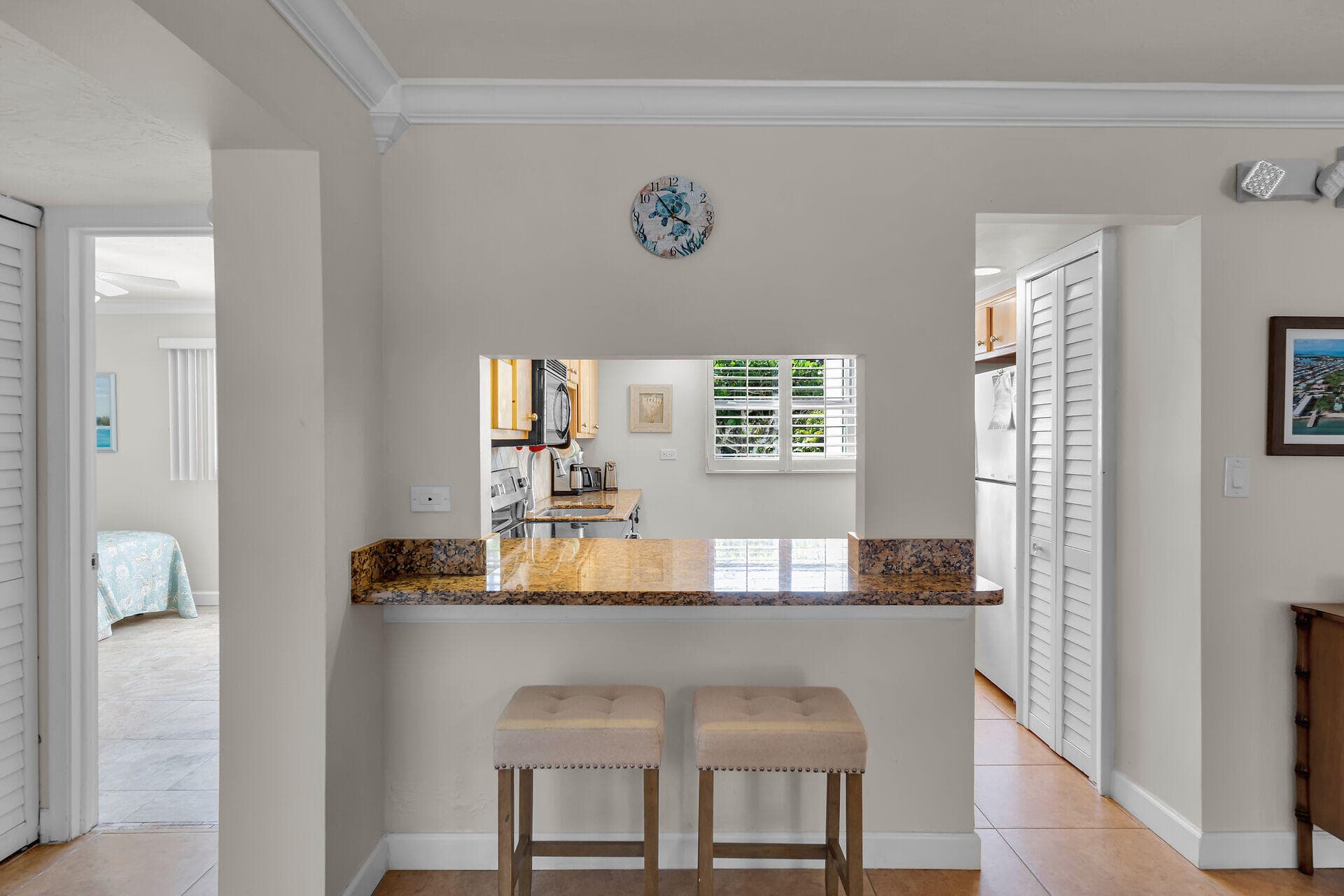 601 W Ocean Drive 203A photo 17