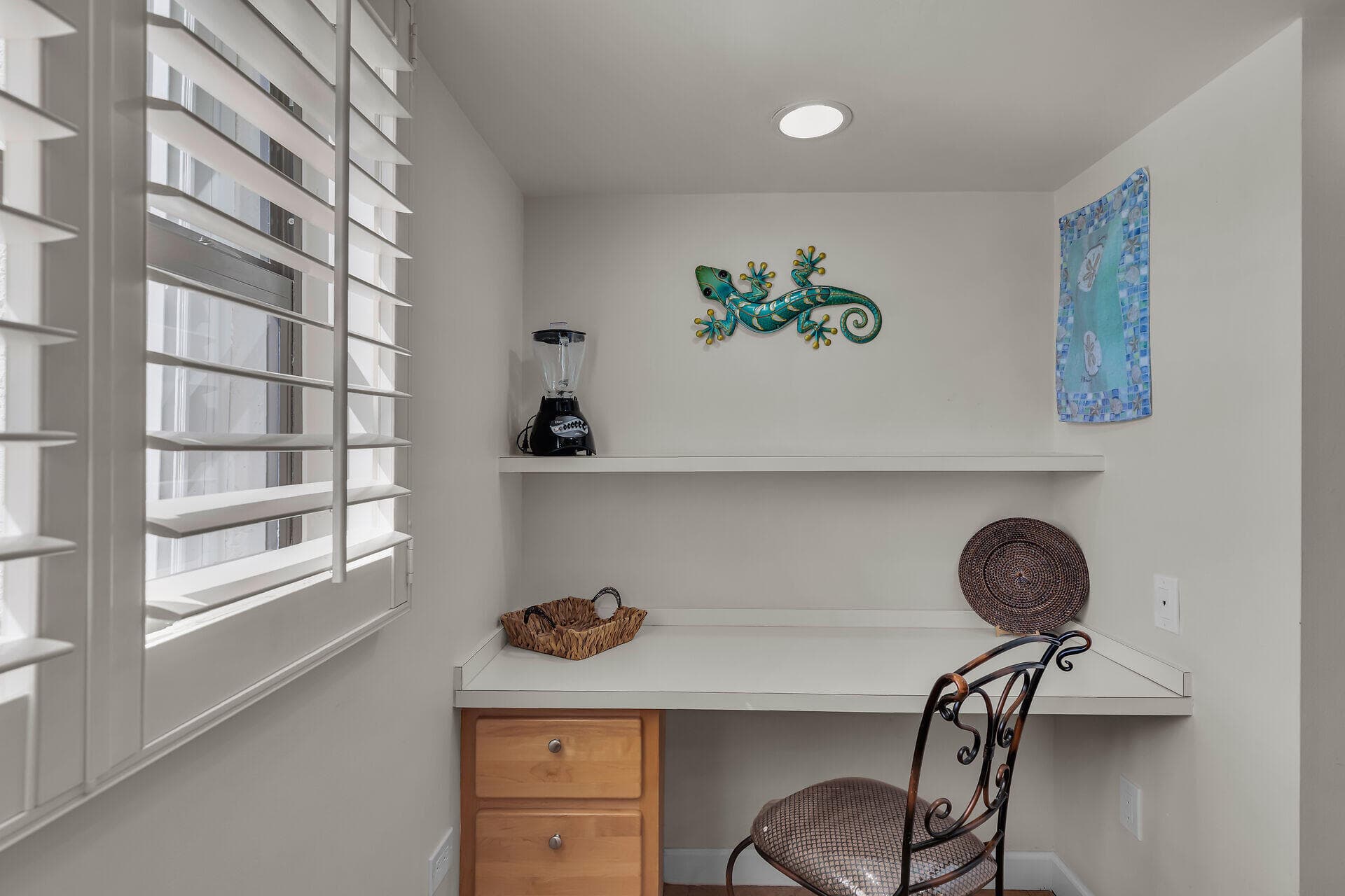 601 W Ocean Drive 203A photo 18