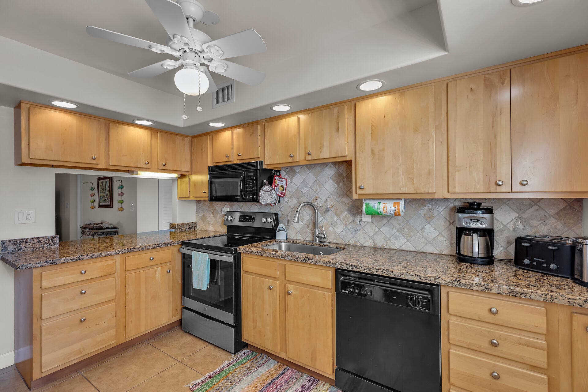 601 W Ocean Drive 203A photo 16