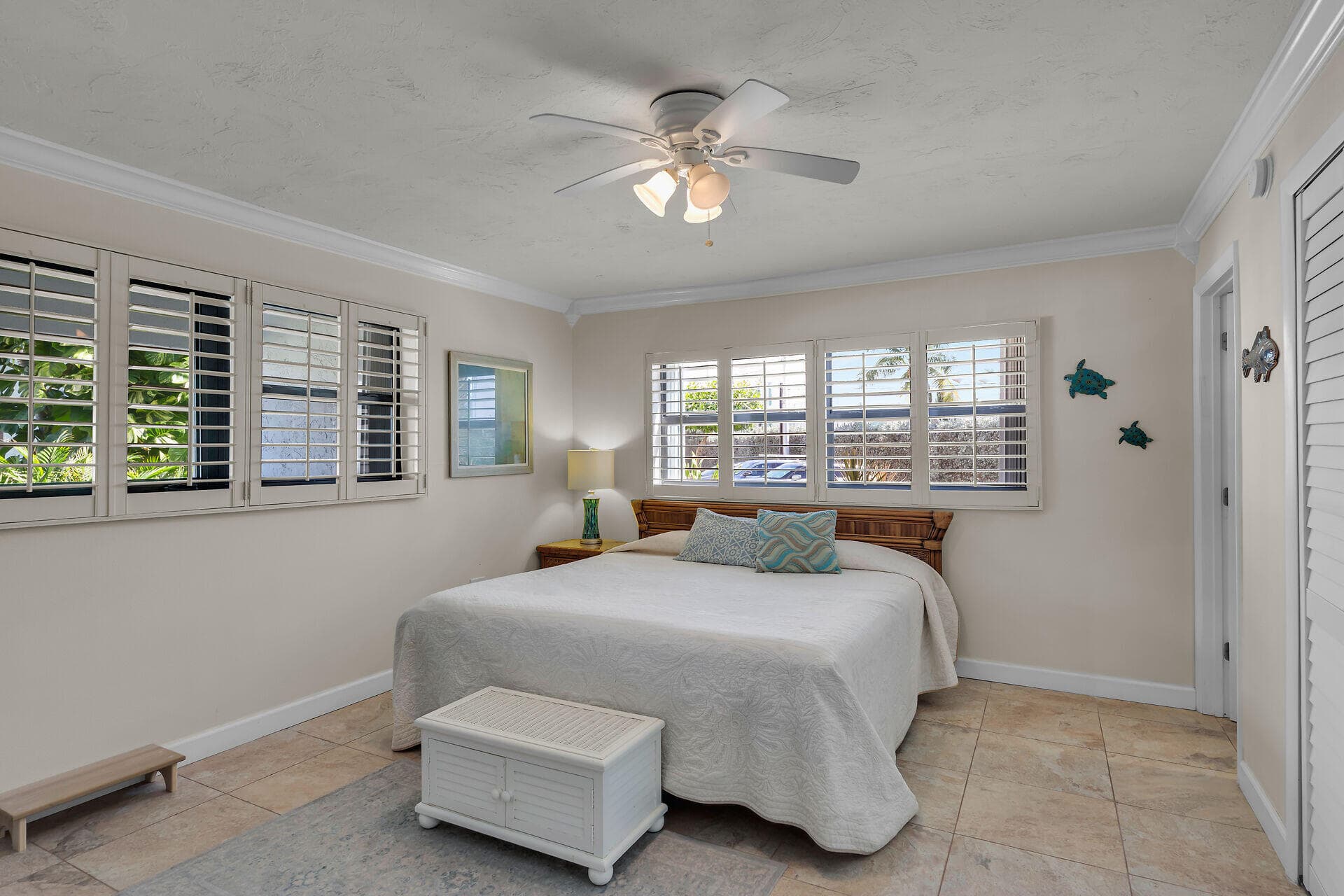 601 W Ocean Drive 203A photo 19