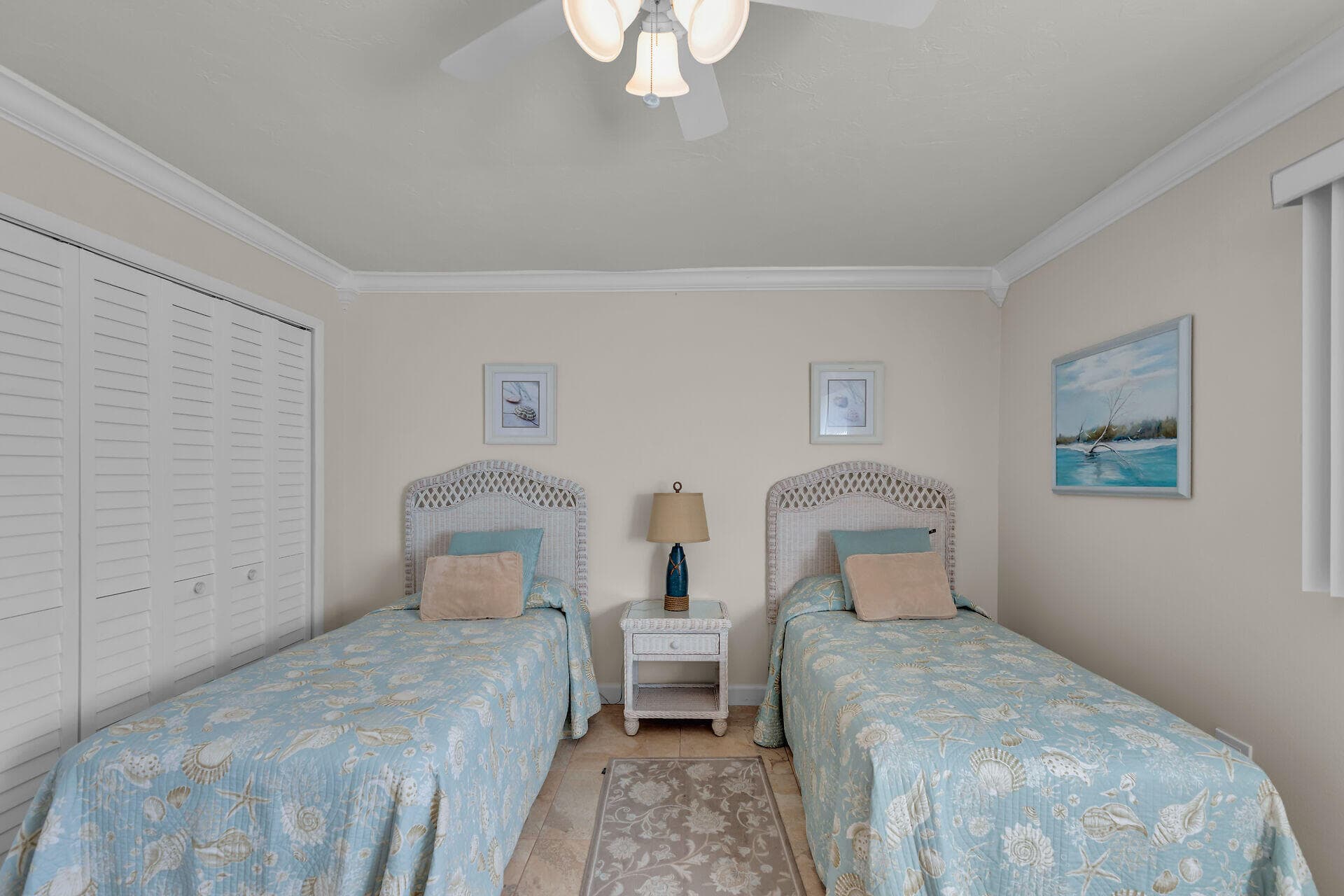 601 W Ocean Drive 203A photo 25