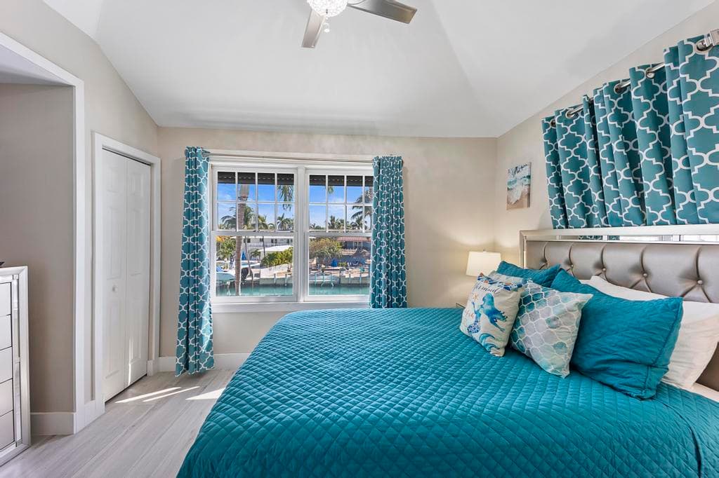 7031 Harbor Village Drive photo 24
