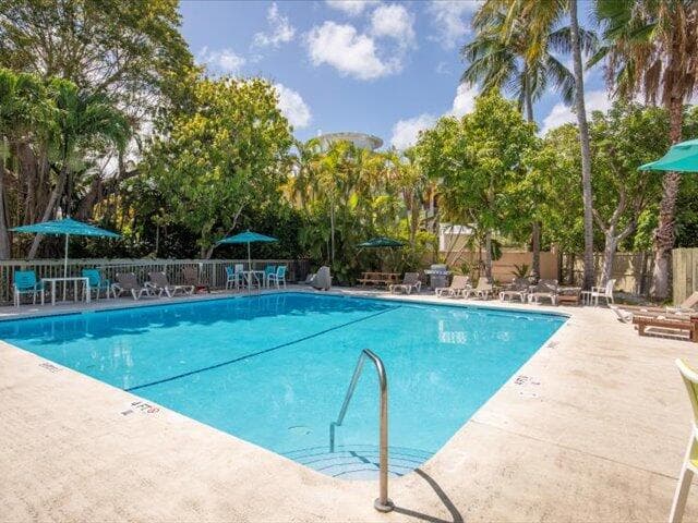 1445 S 1445 Roosevelt Boulevard 411 photo 21