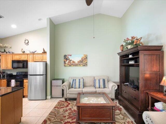 1445 S Roosevelt Boulevard 412 photo 6