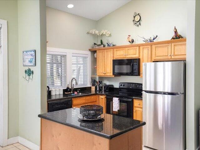1445 S Roosevelt Boulevard 412 photo 7