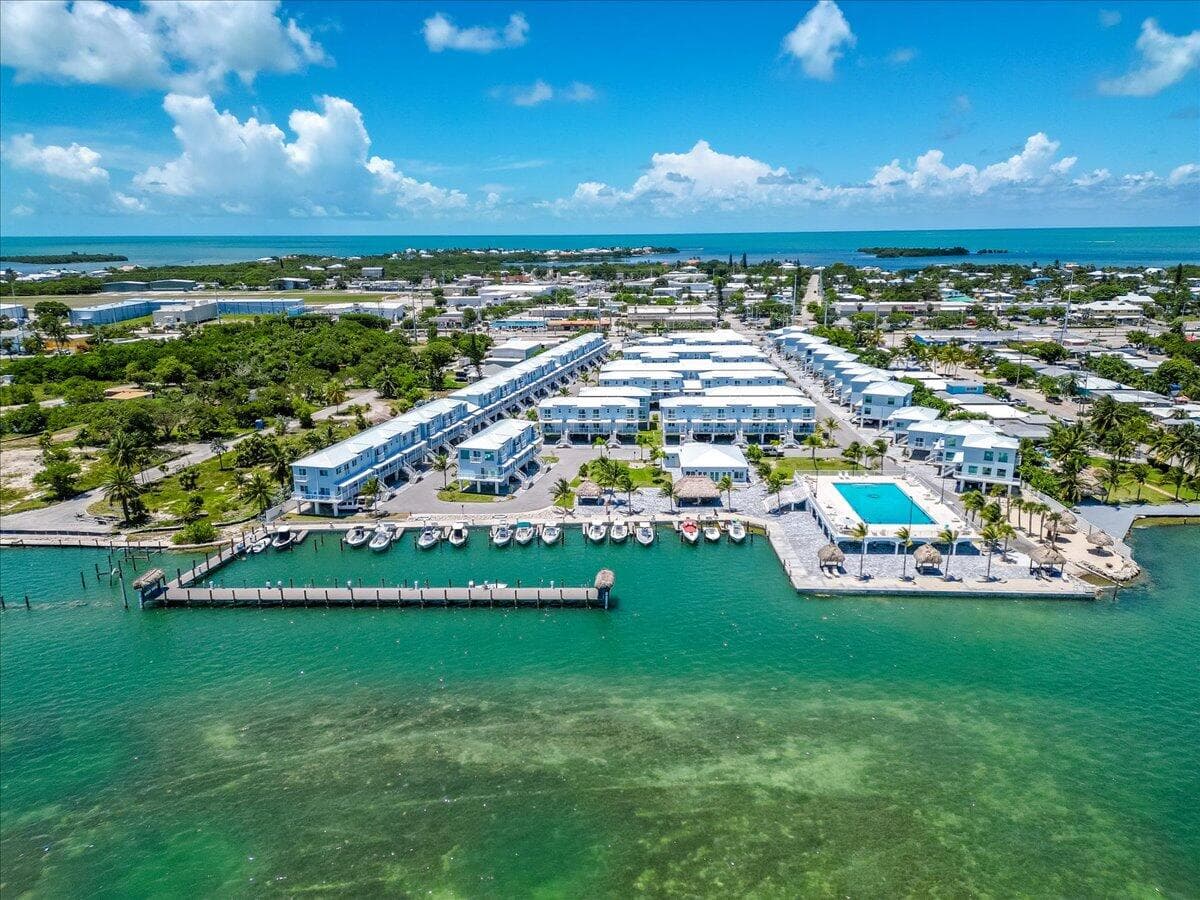 10877 Overseas Highway 94 photo 1