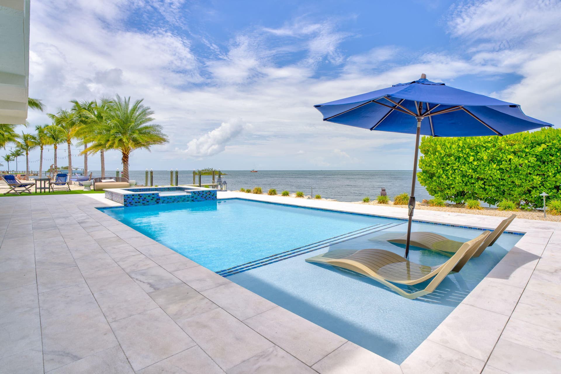 875 50Th Street Gulf photo 3