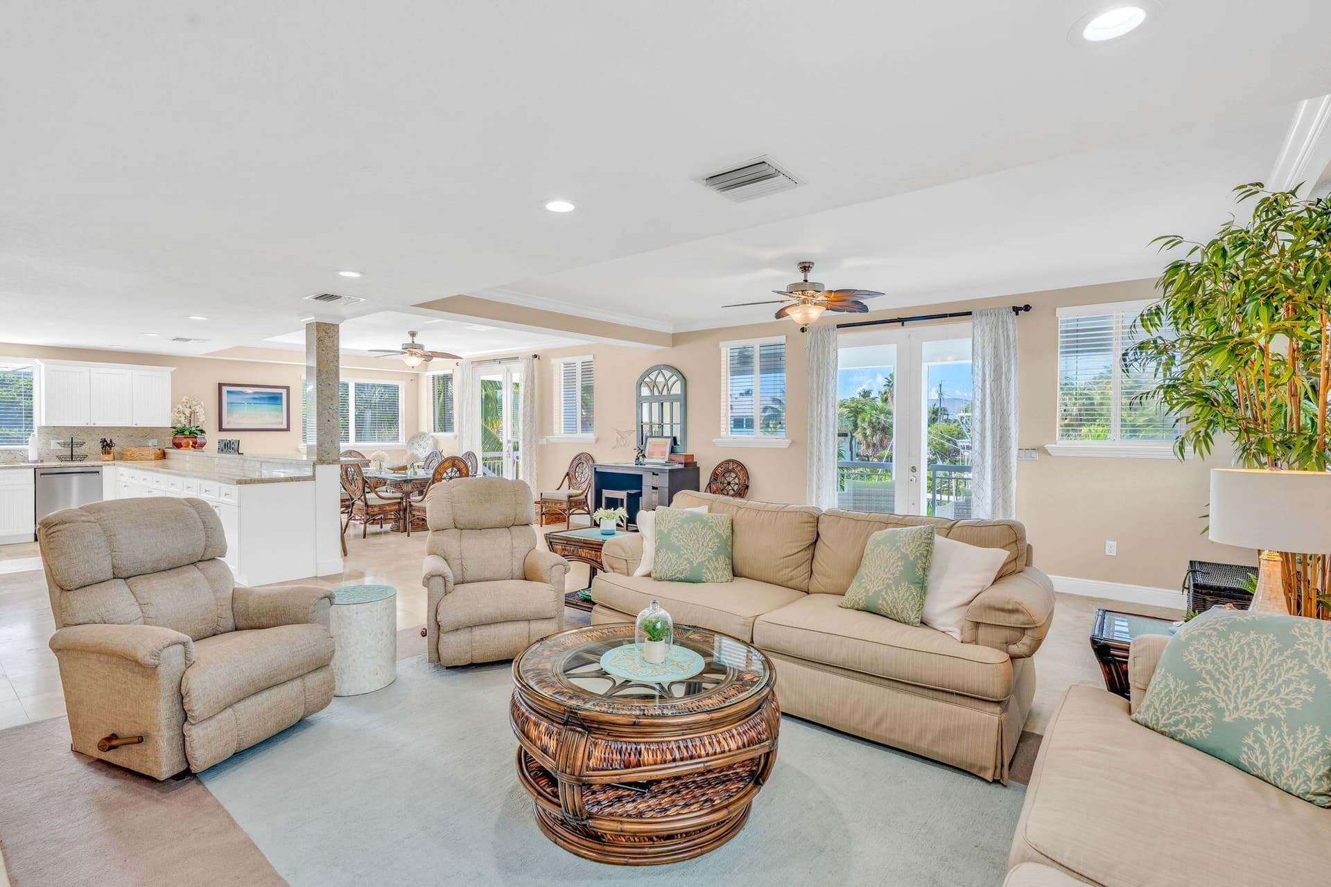 501 Caribbean Drive photo 9