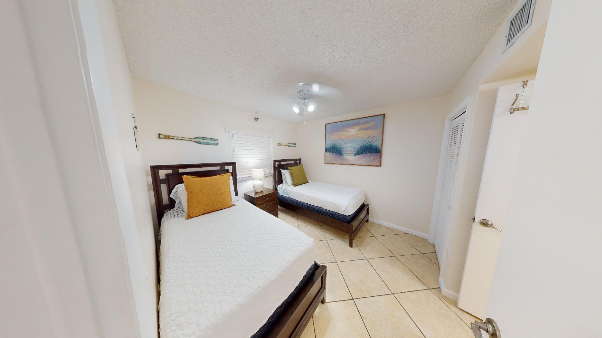 500 Burton Drive 1202 photo 10