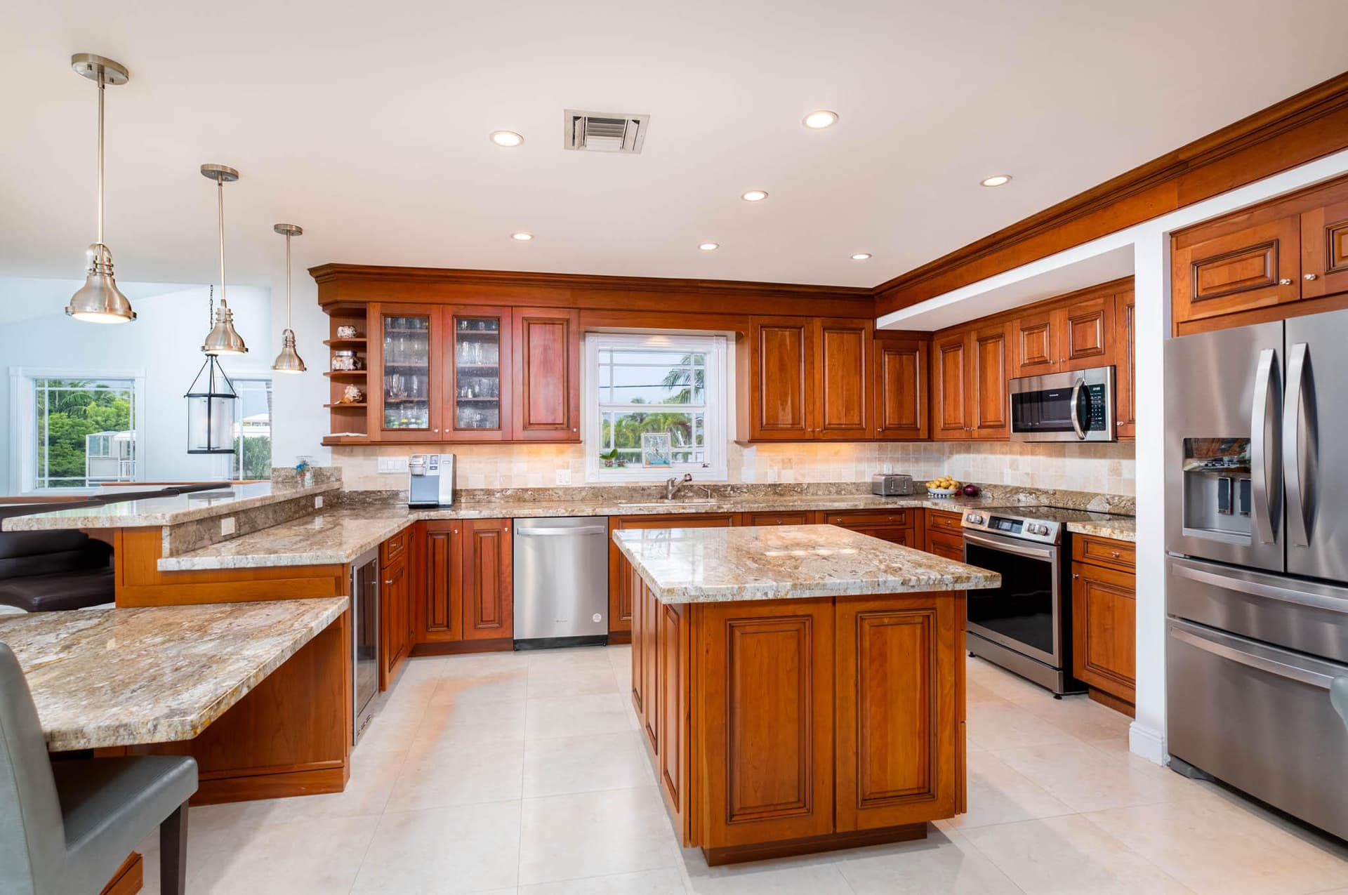 136 Giardino Drive photo 12