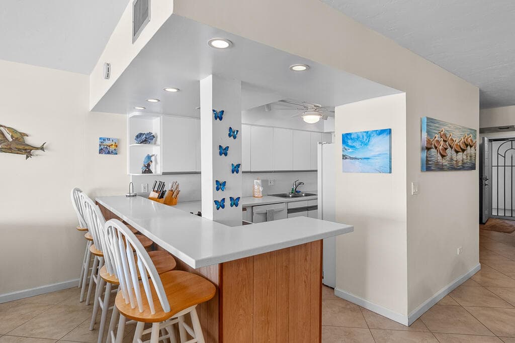 1133 W Ocean Drive 13 photo 13