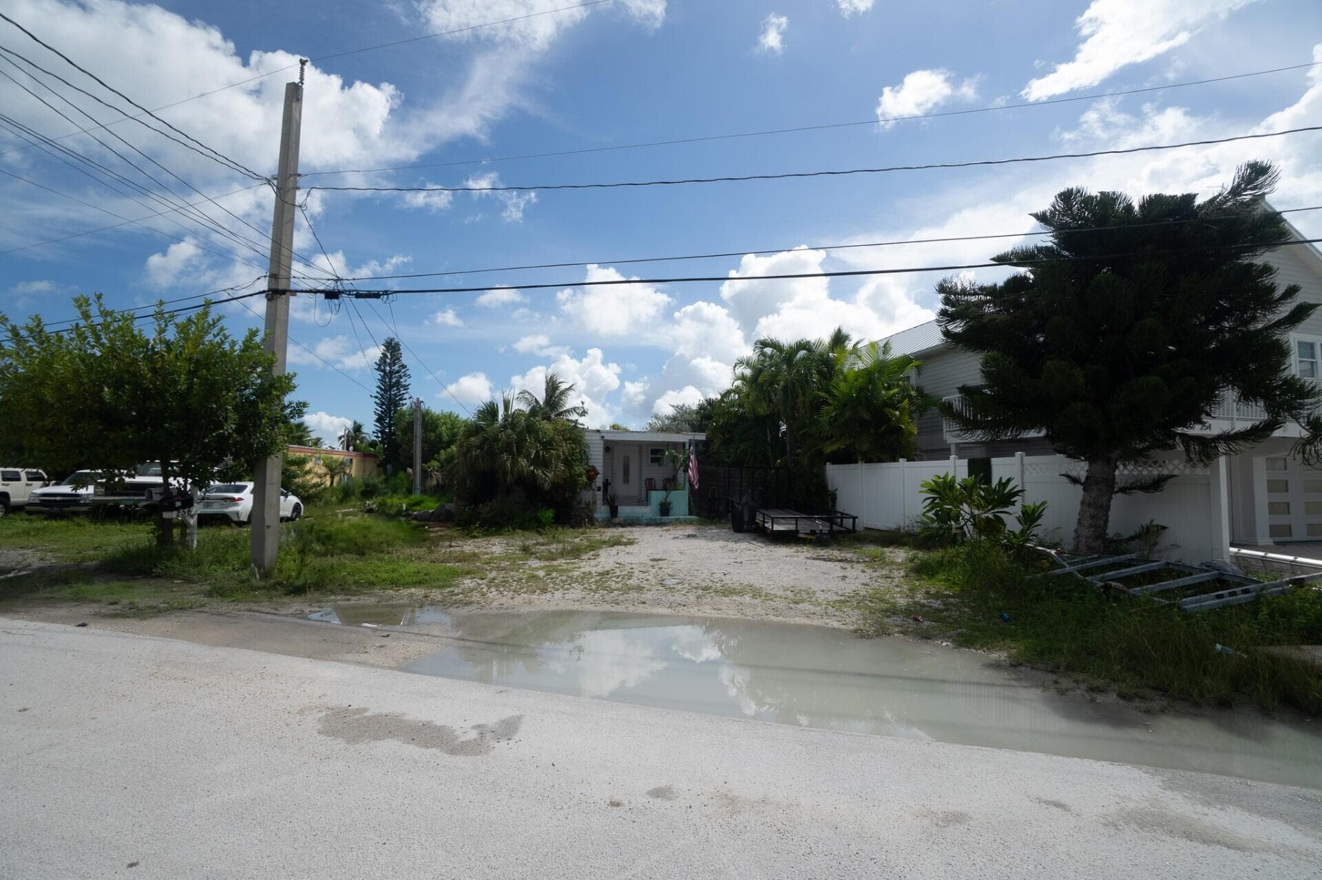 256 Mars Lane photo 14