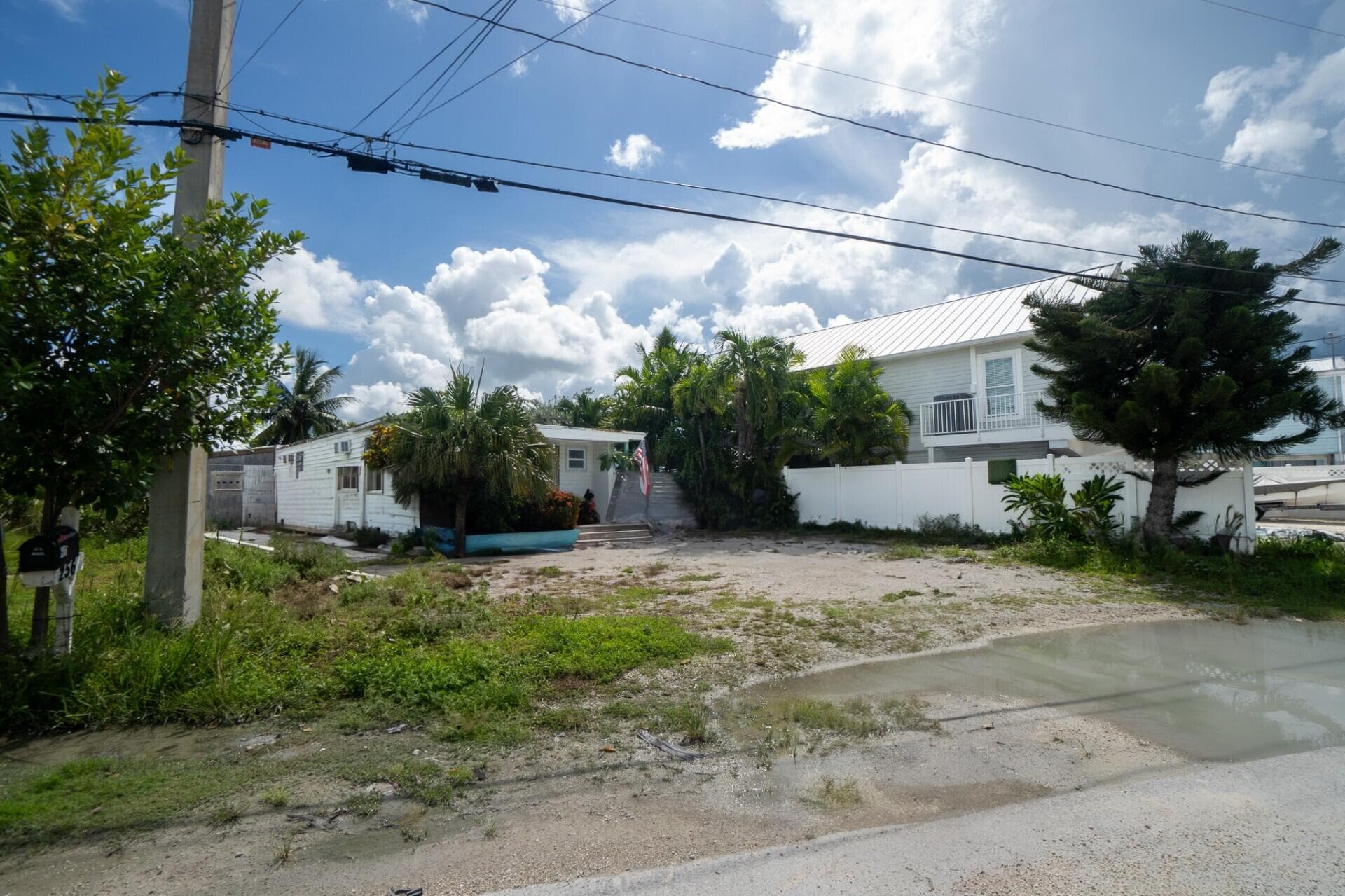256 Mars Lane photo 15