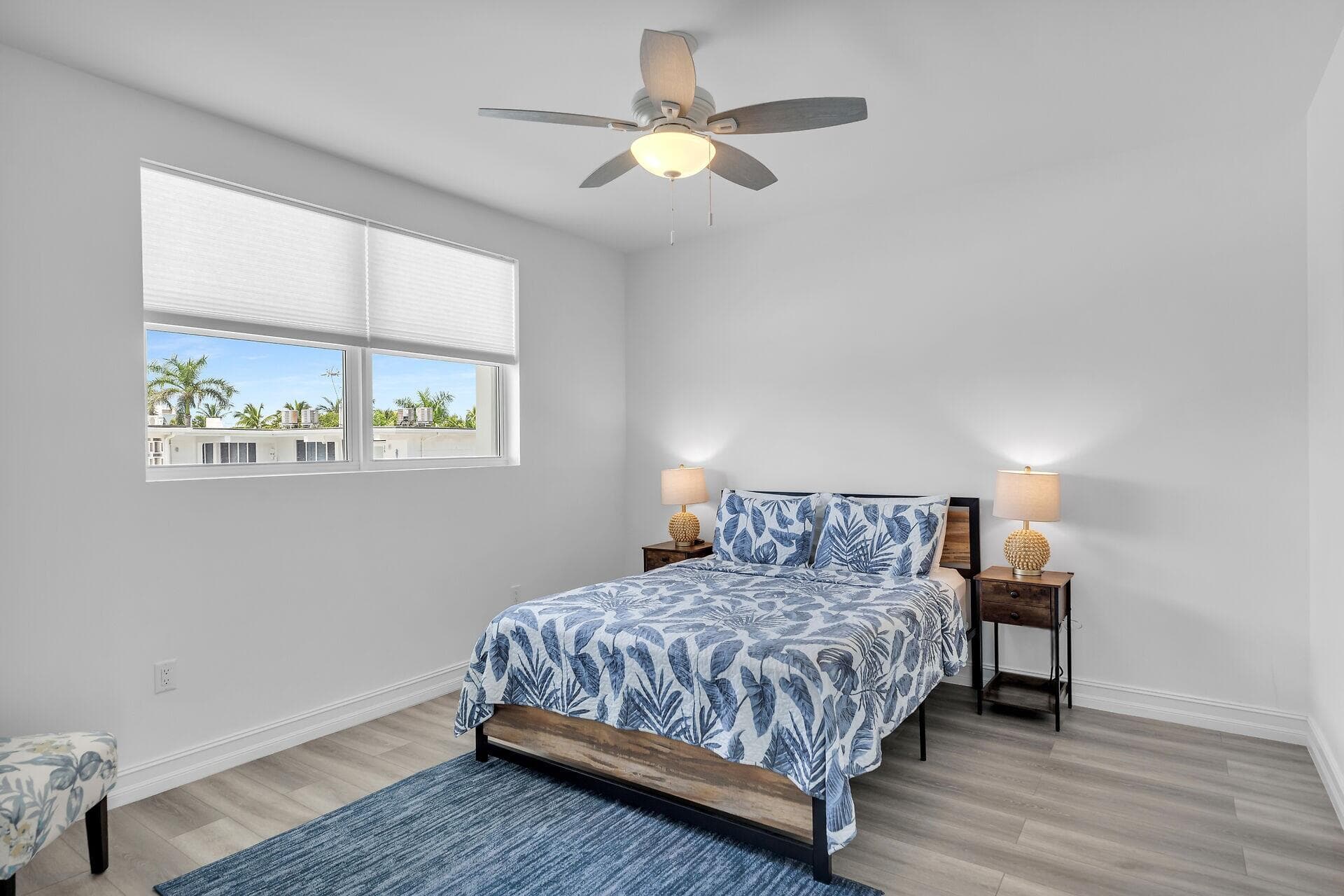 501 E Ocean Drive 9 photo 25