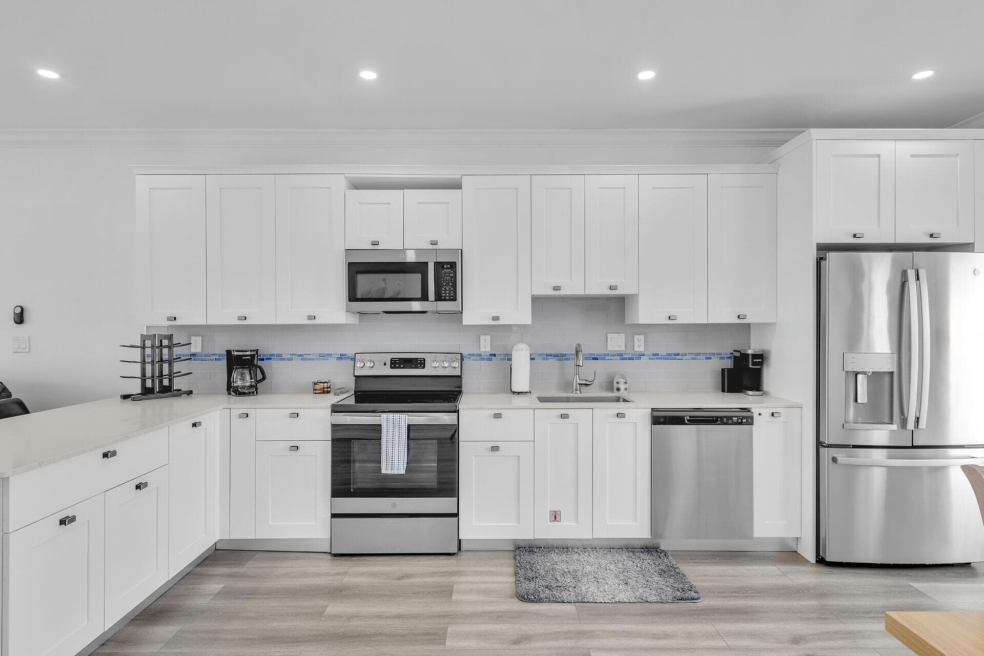 501 E Ocean Drive 9 photo 8