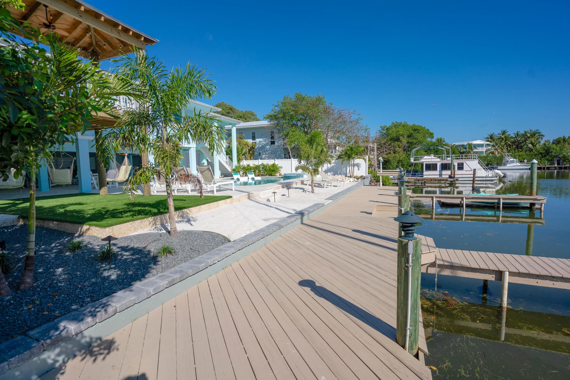 398 70th St Gulf photo 4