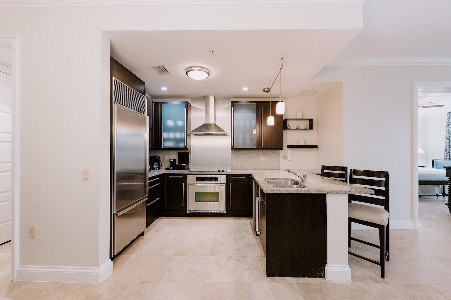 3841 N Roosevelt Boulevard 332 photo 4