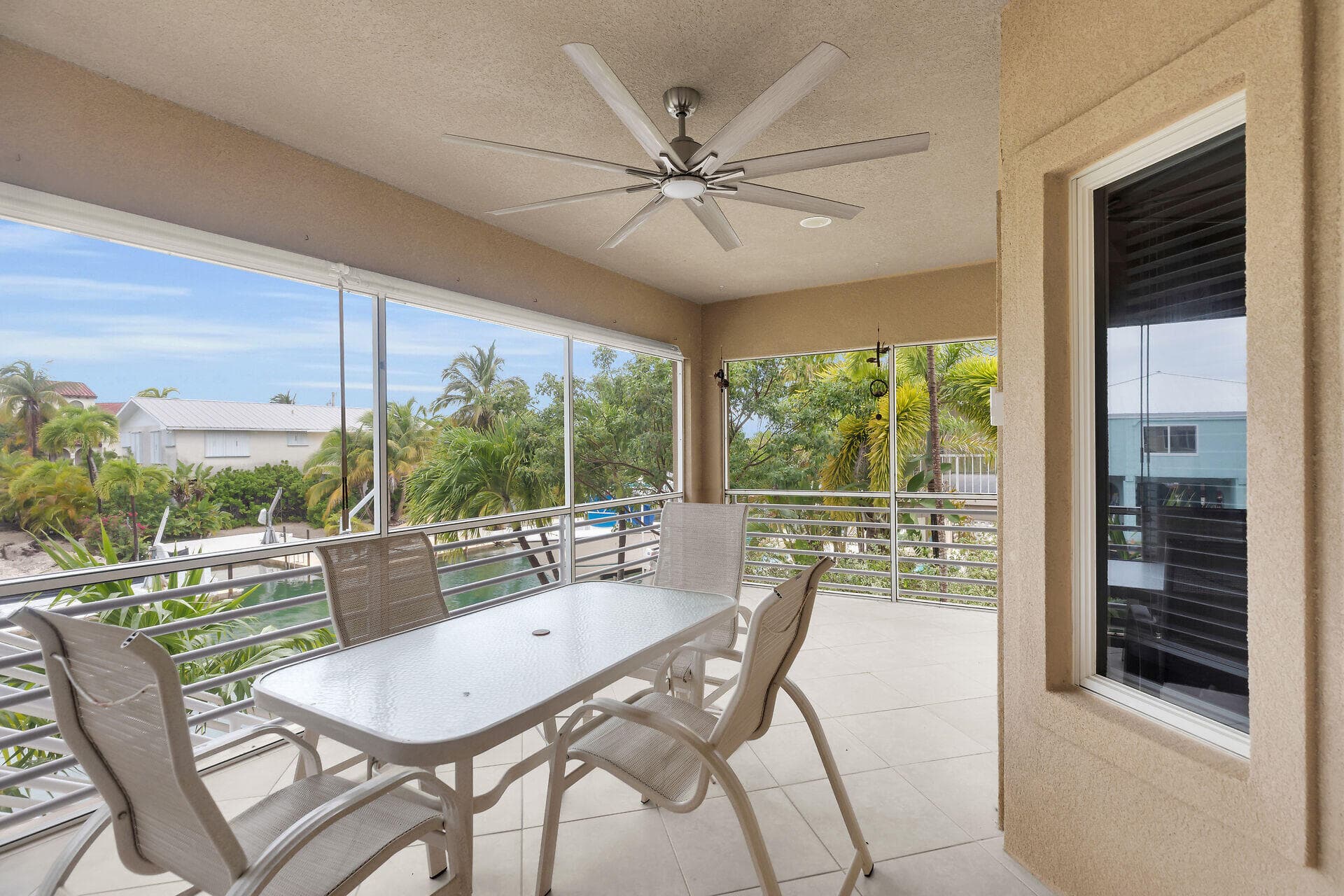 860 Lagoon Drive photo 19