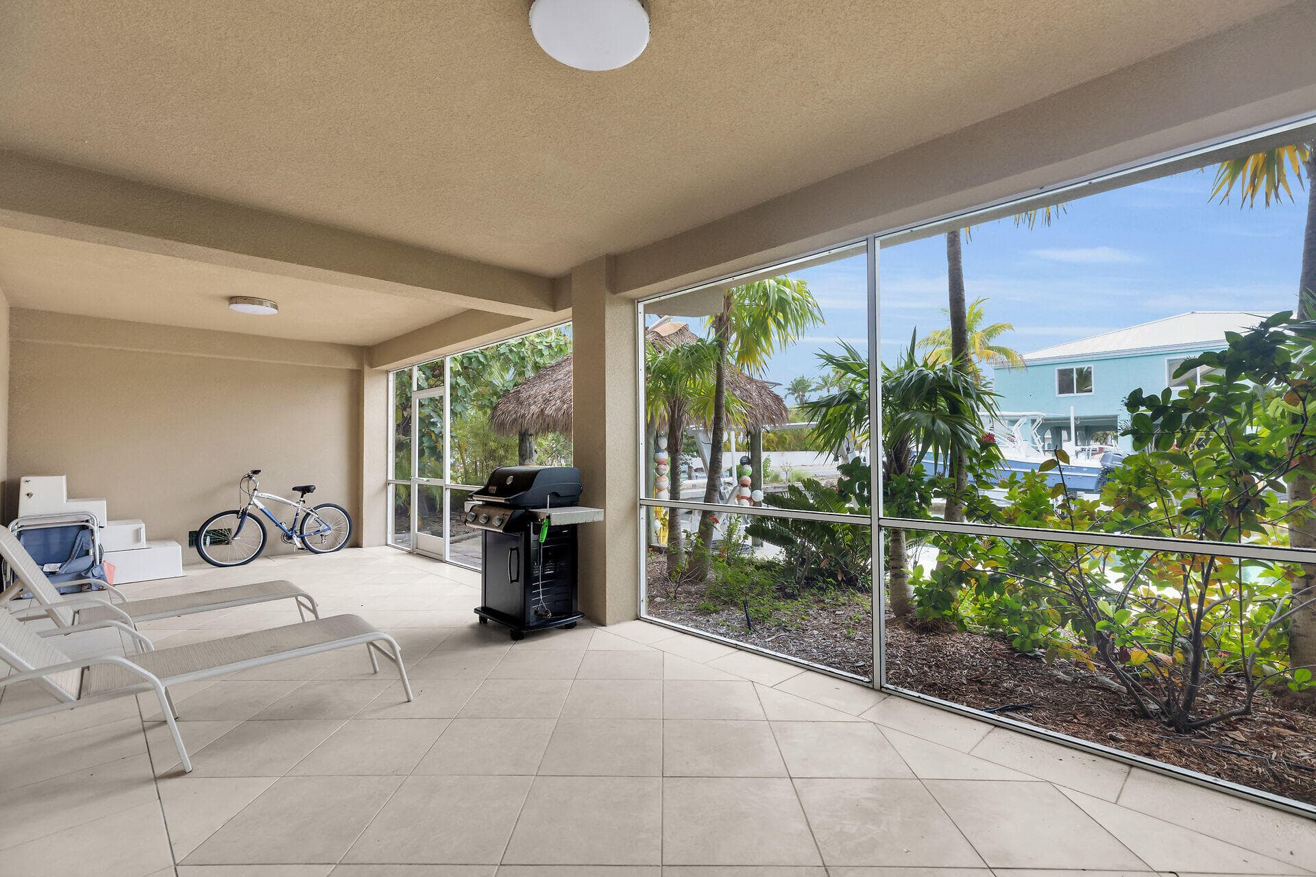860 Lagoon Drive photo 24