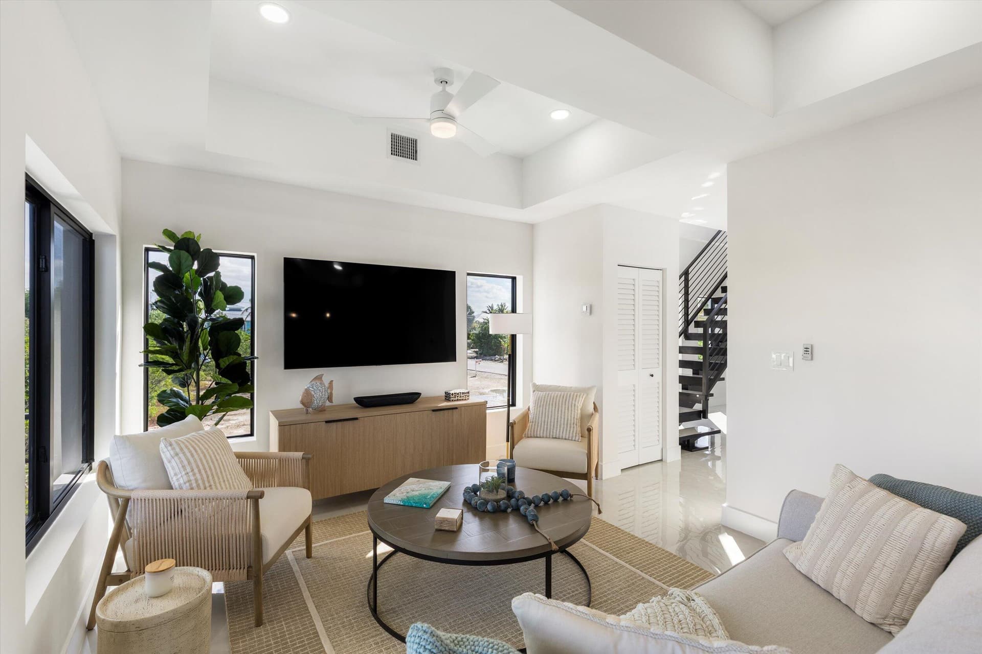 27433 Antigua Lane photo 16