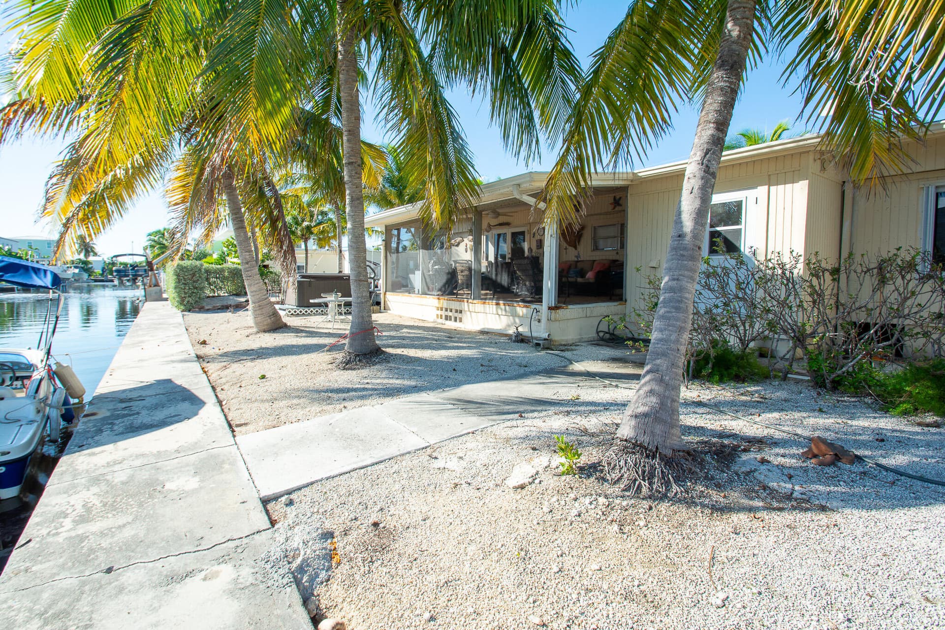 31364 Avenue J photo 24