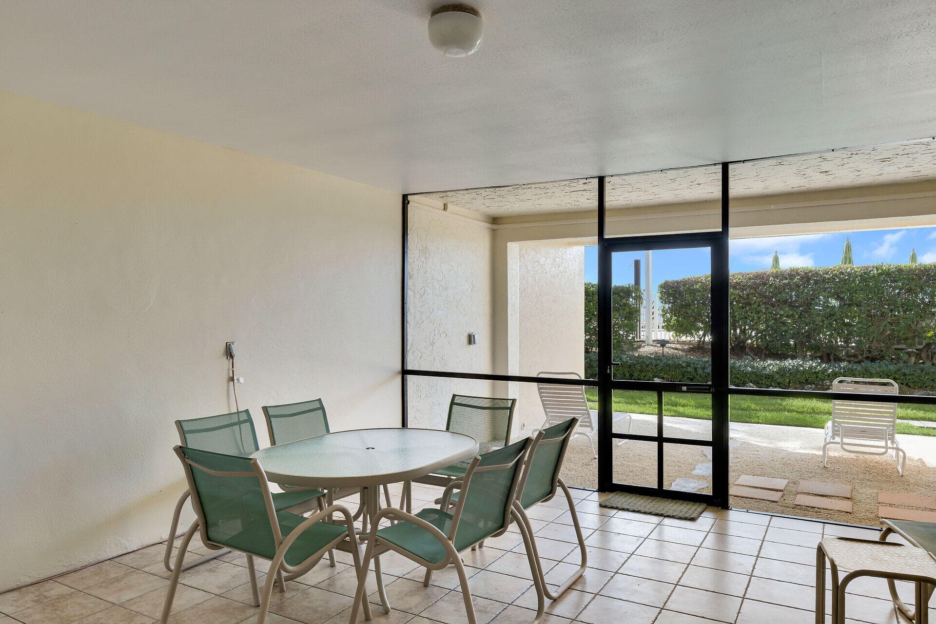 1133 W Ocean Drive 6 photo 24