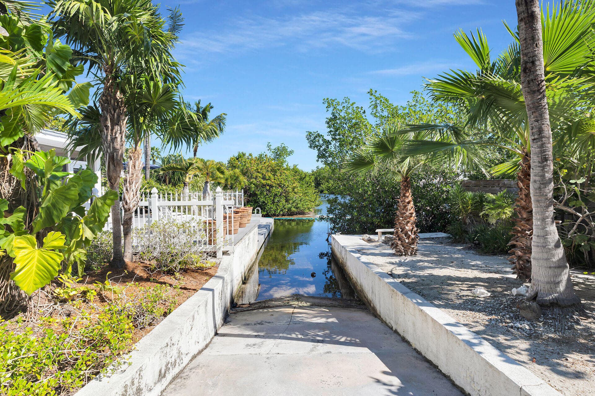 1481 Sugarloaf Boulevard photo 5