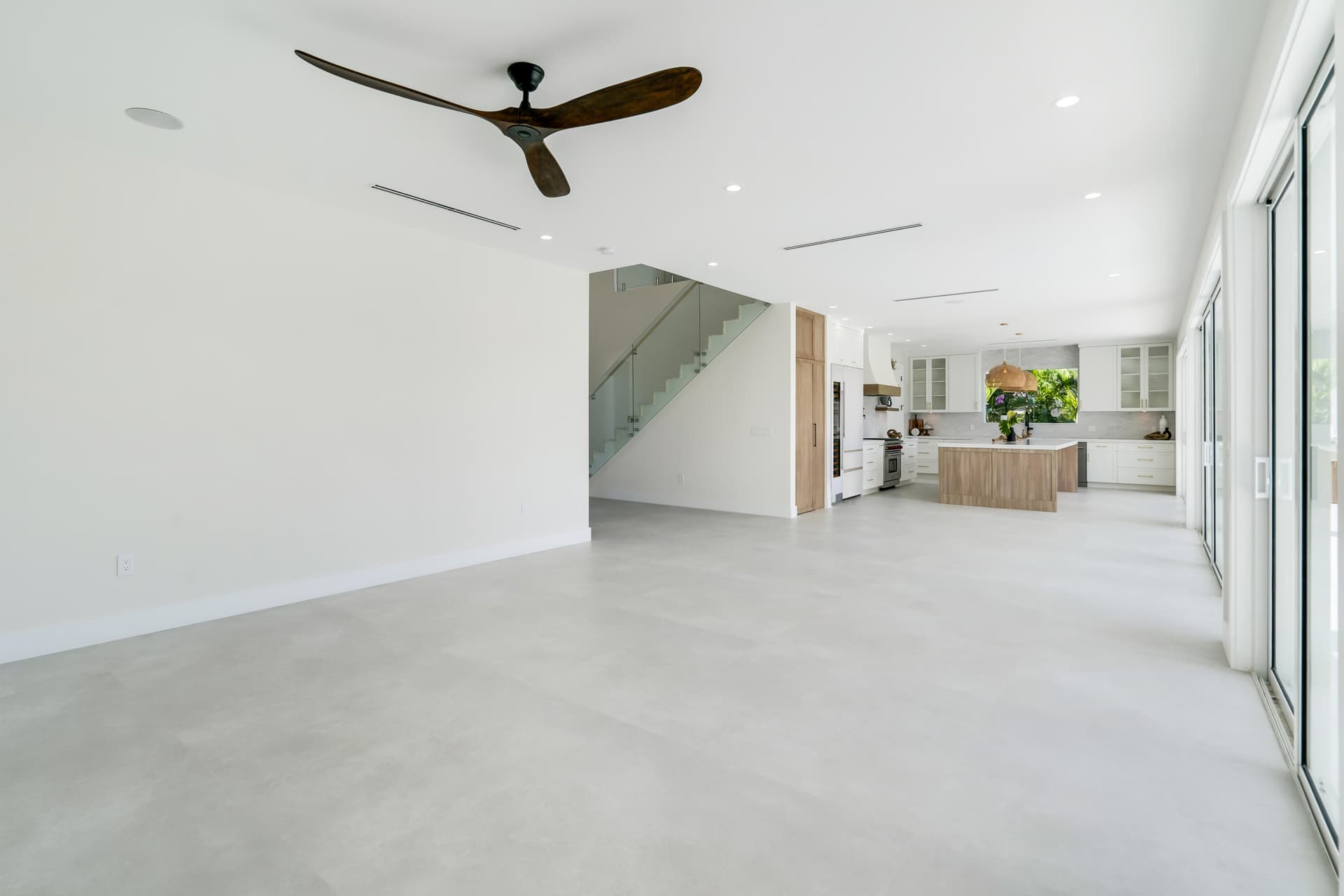 117 Leoni Drive photo 18