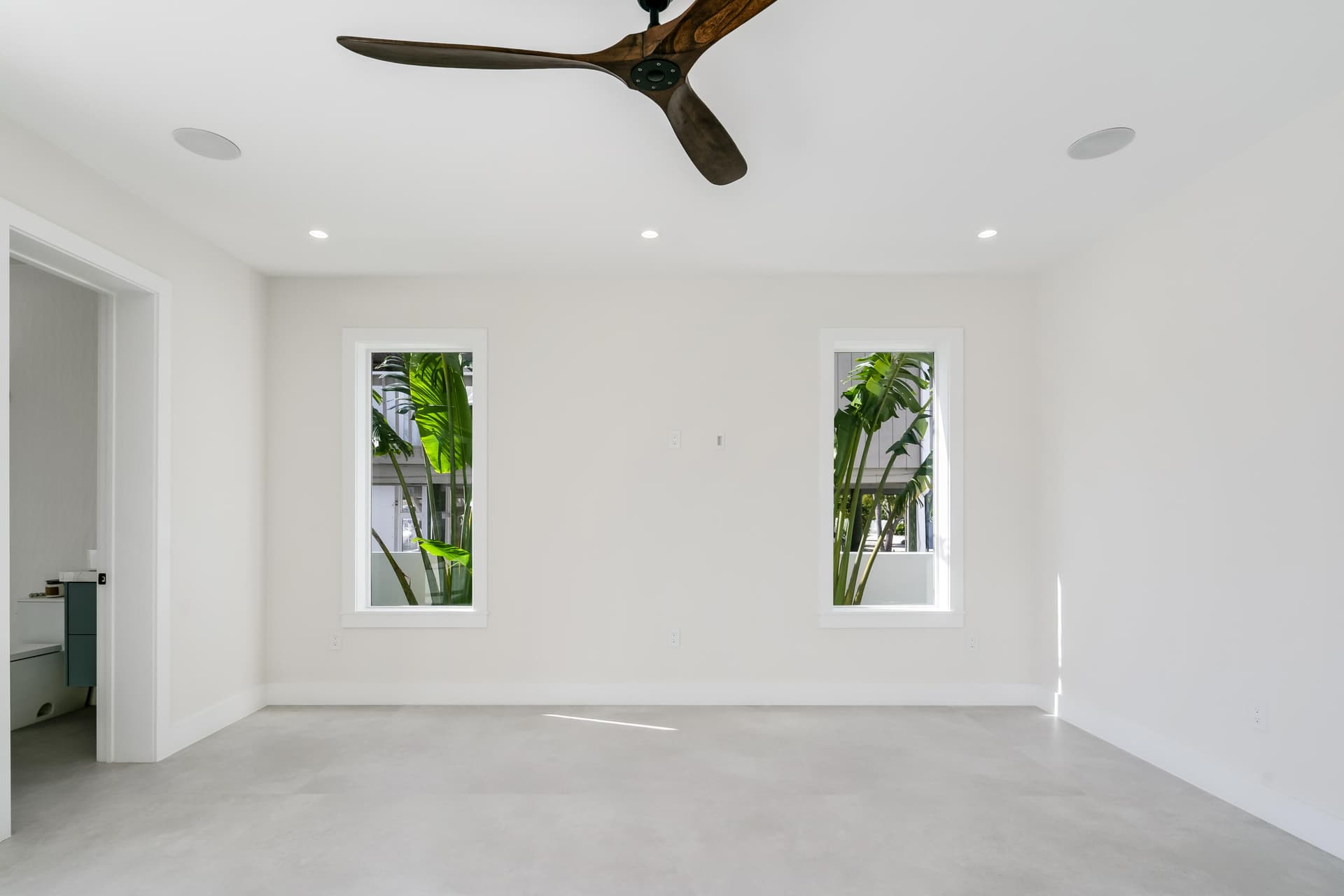 117 Leoni Drive photo 21