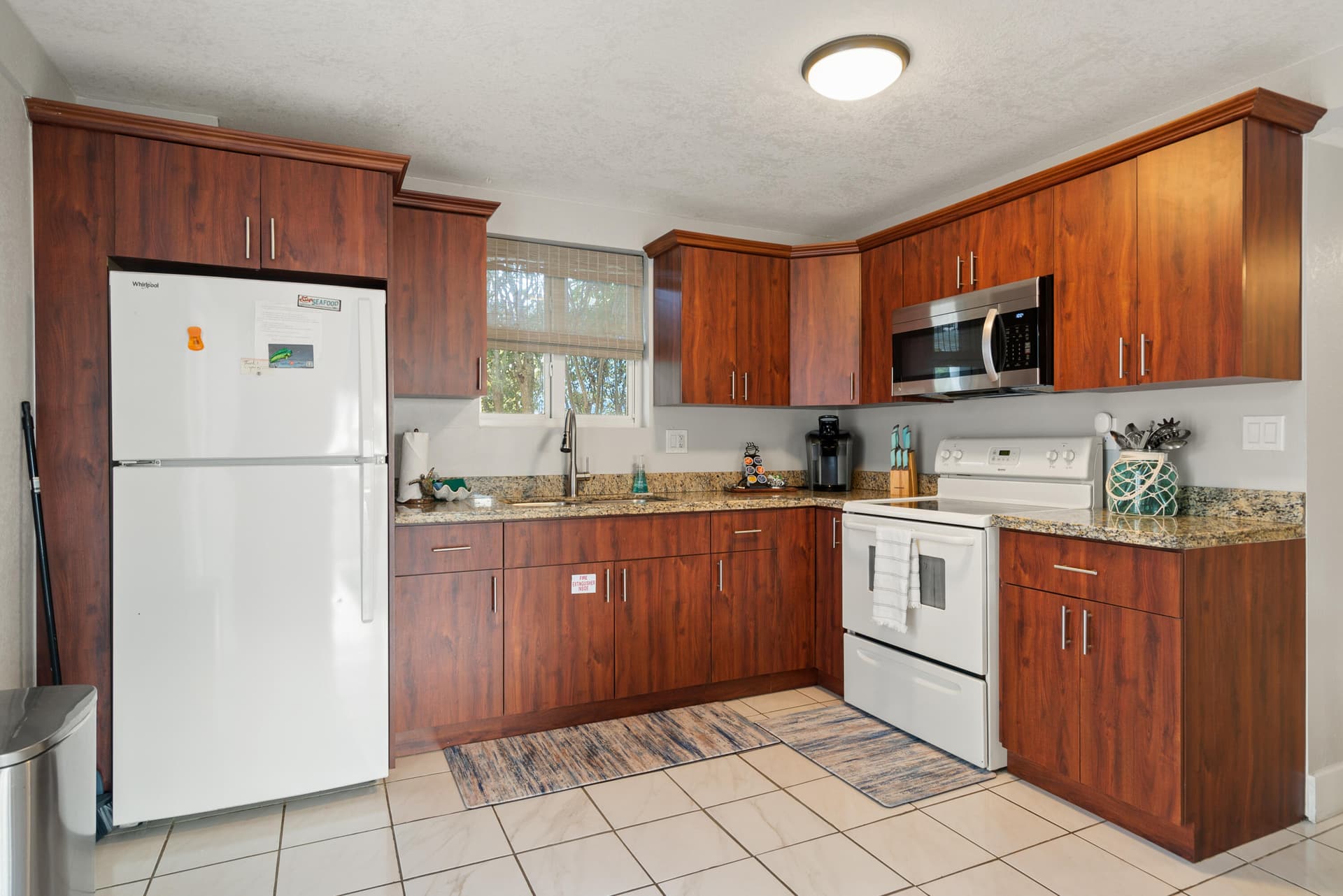 127 Seaside Ave photo 25