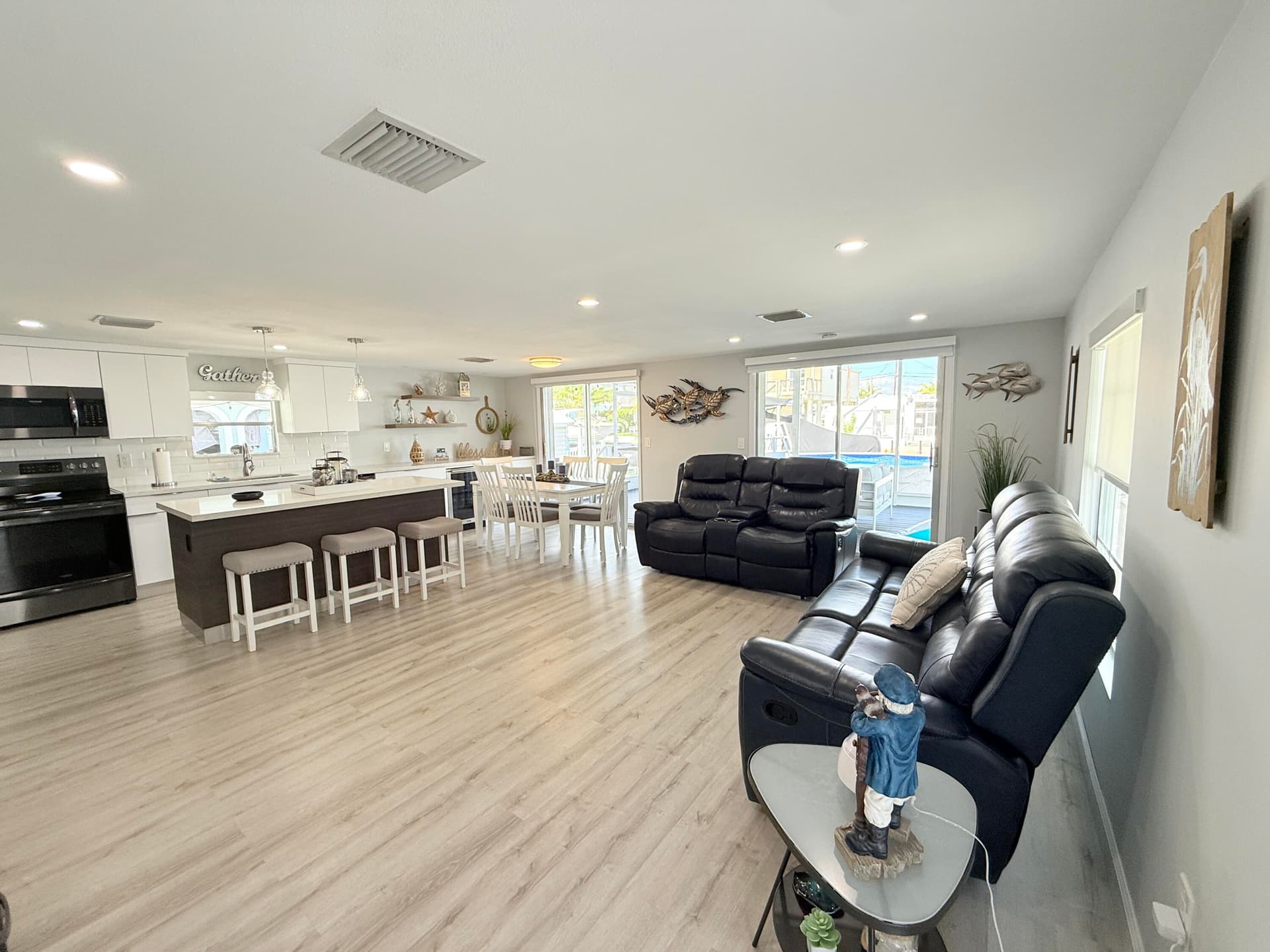 505 Oldsmar Lane photo 12
