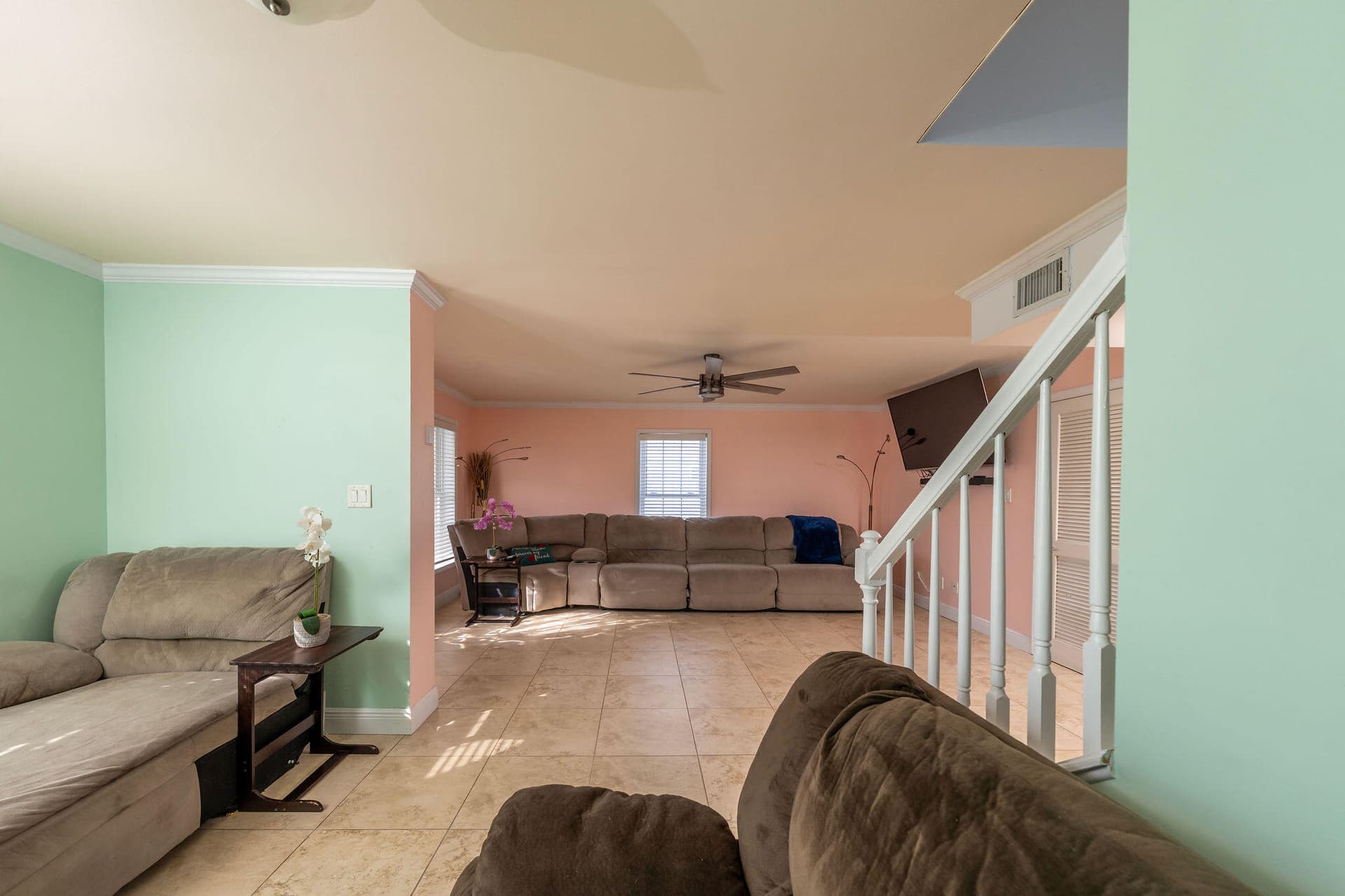 27 Avenue D photo 23