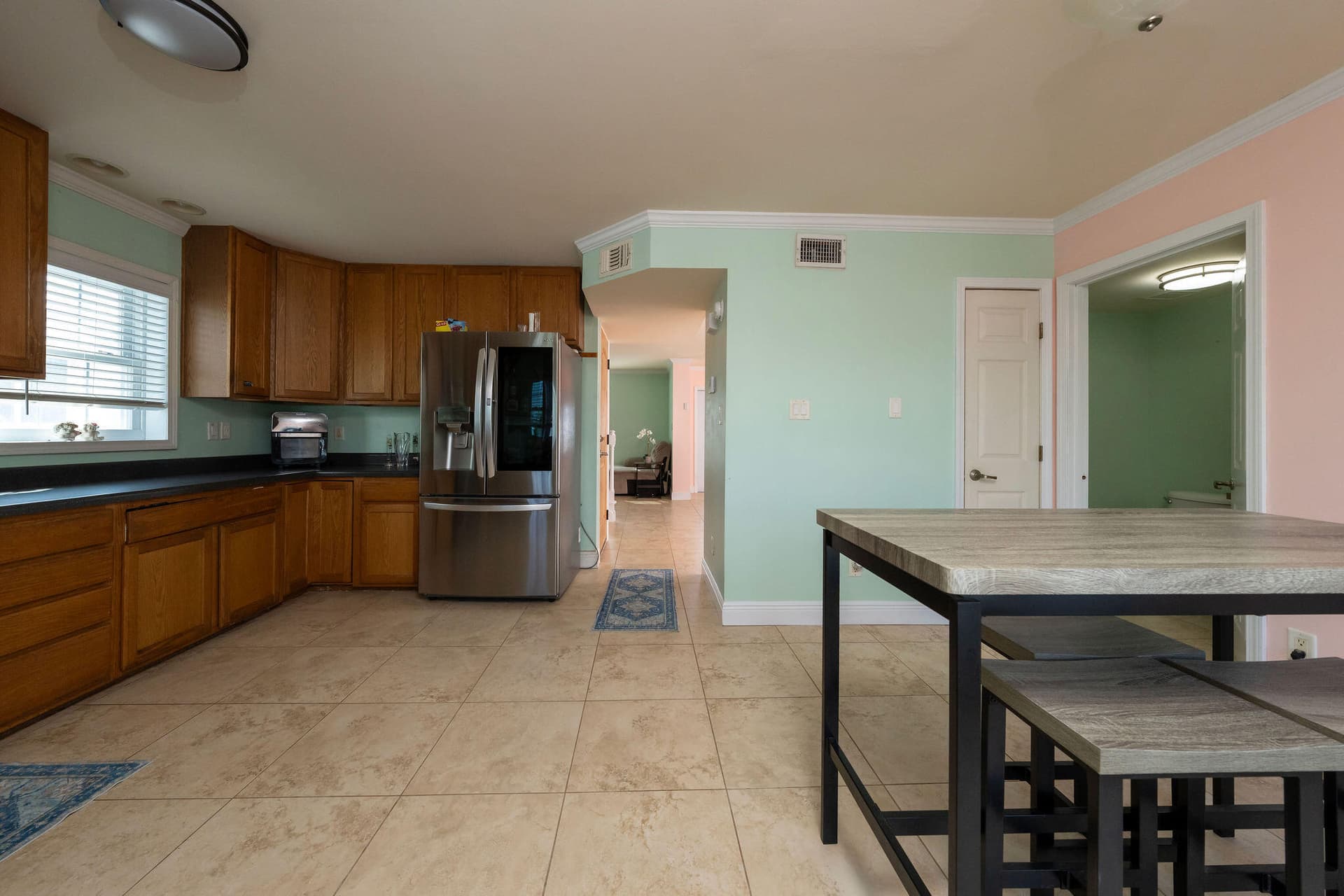 27 Avenue D photo 25