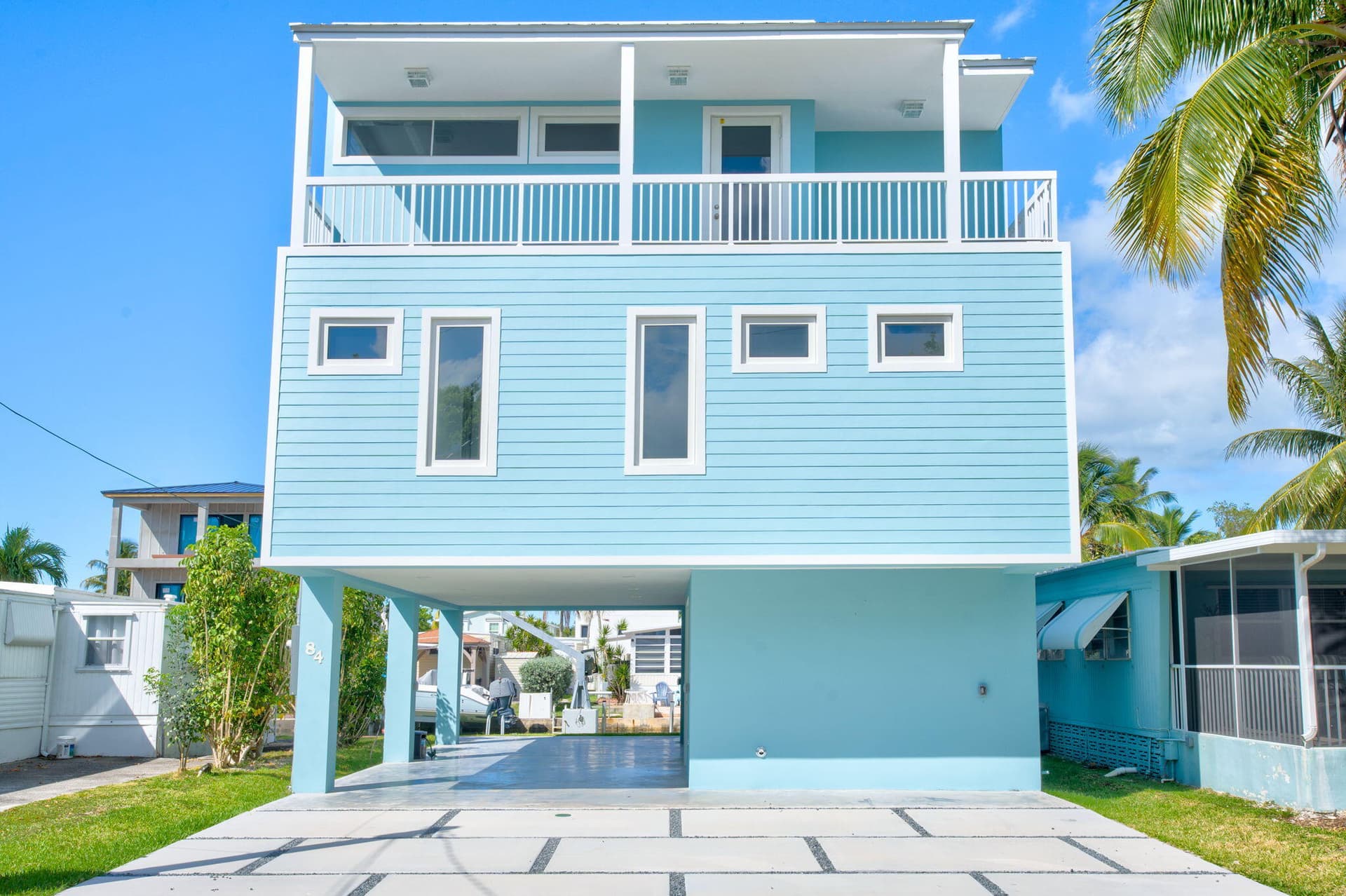 84 Coral Way photo 3