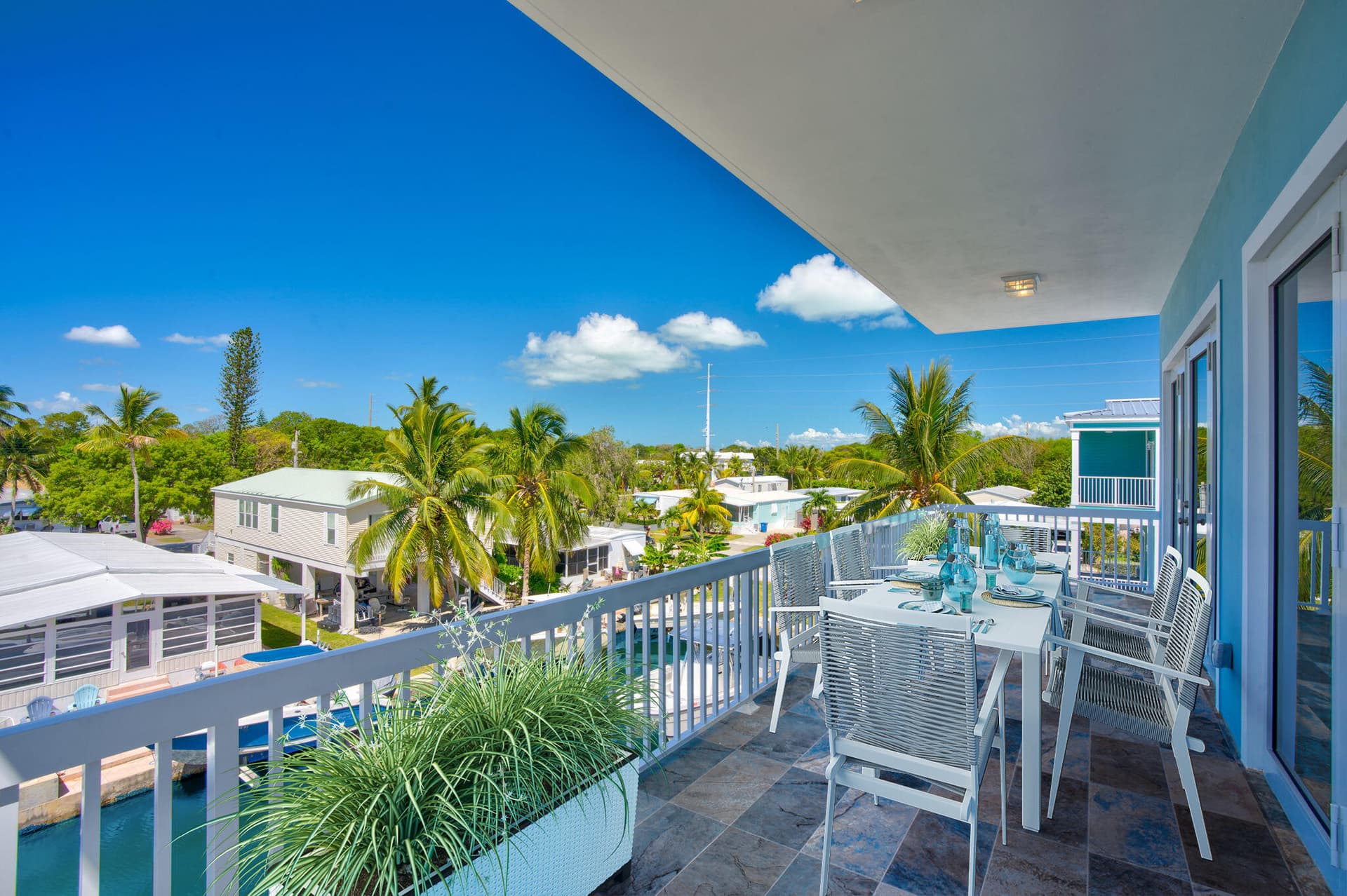 84 Coral Way photo 12