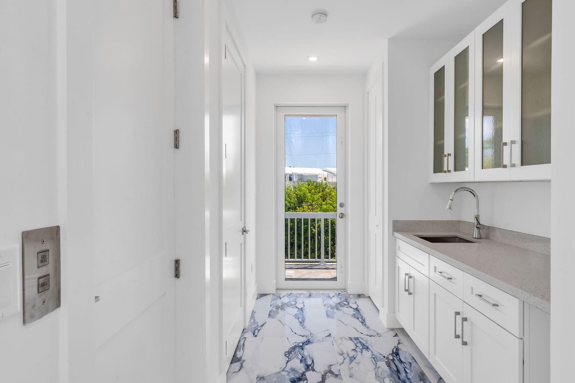 84 Coral Way photo 24